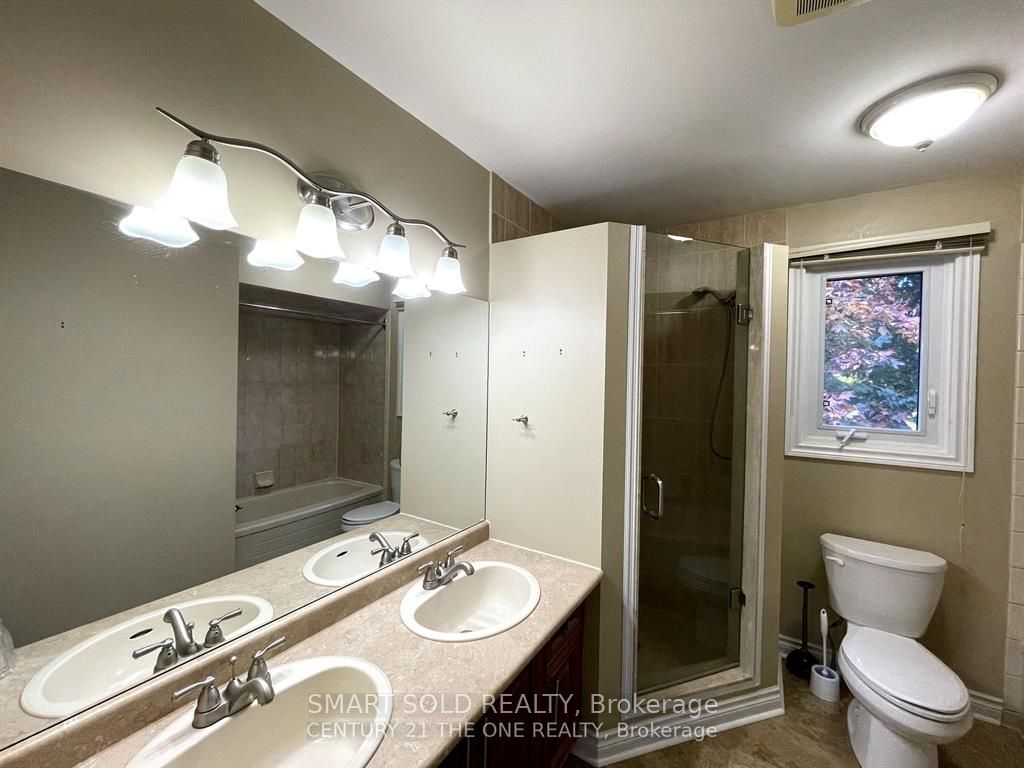 330 Leacock Drive Upper Property Photo 2