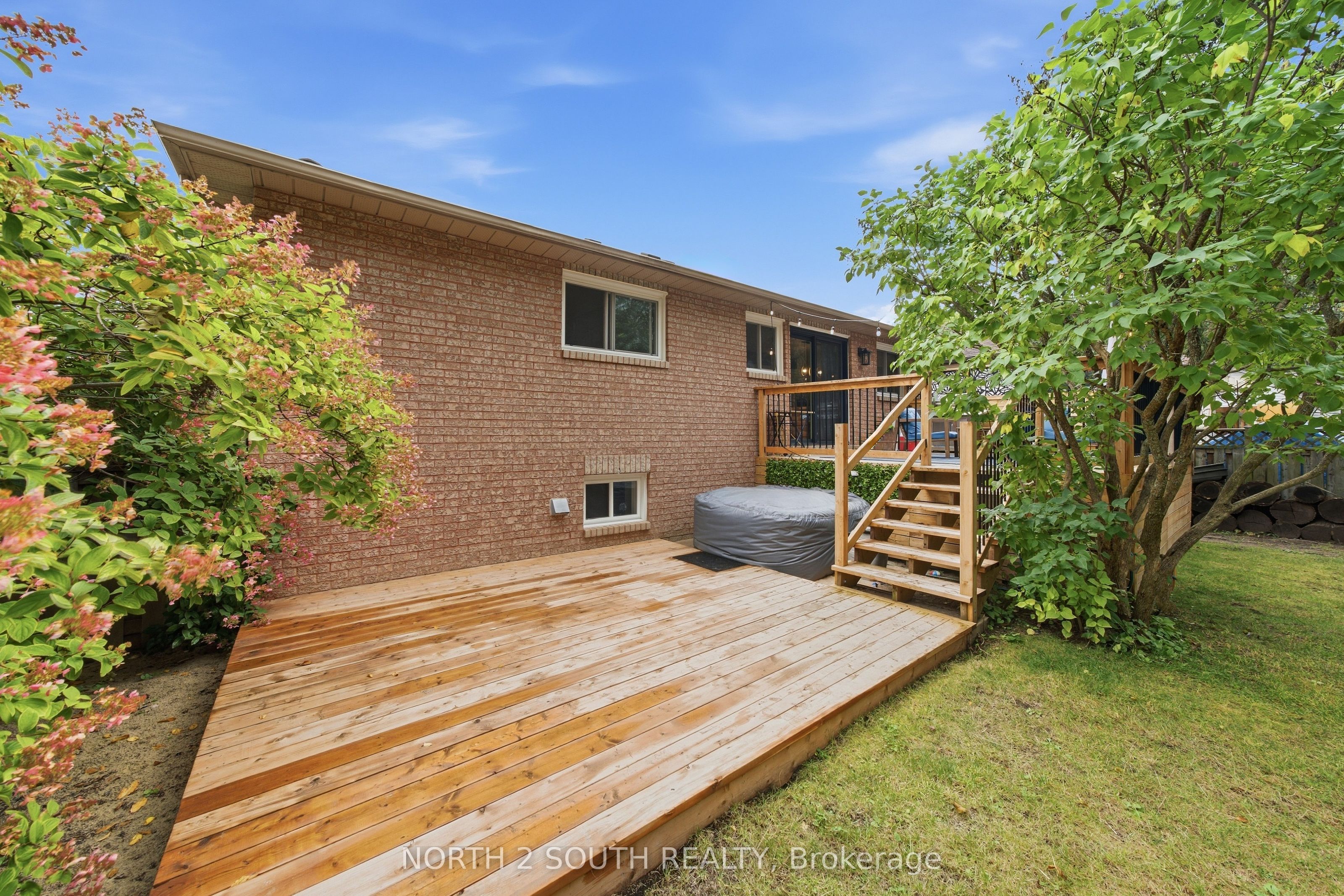 74 Leo Boulevard Property Photo 38