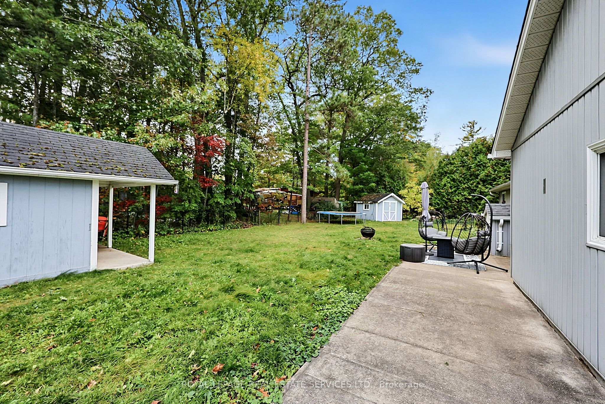 1687 River Road W Property Photo 24