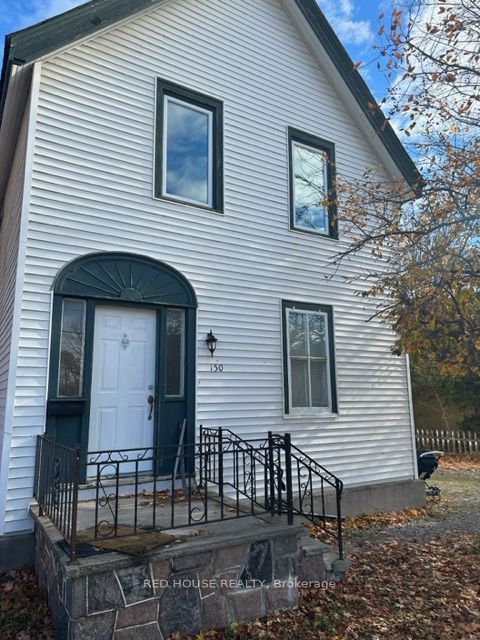 150 West Street N Property Photo 2