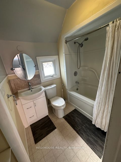 150 West Street N Property Photo 10