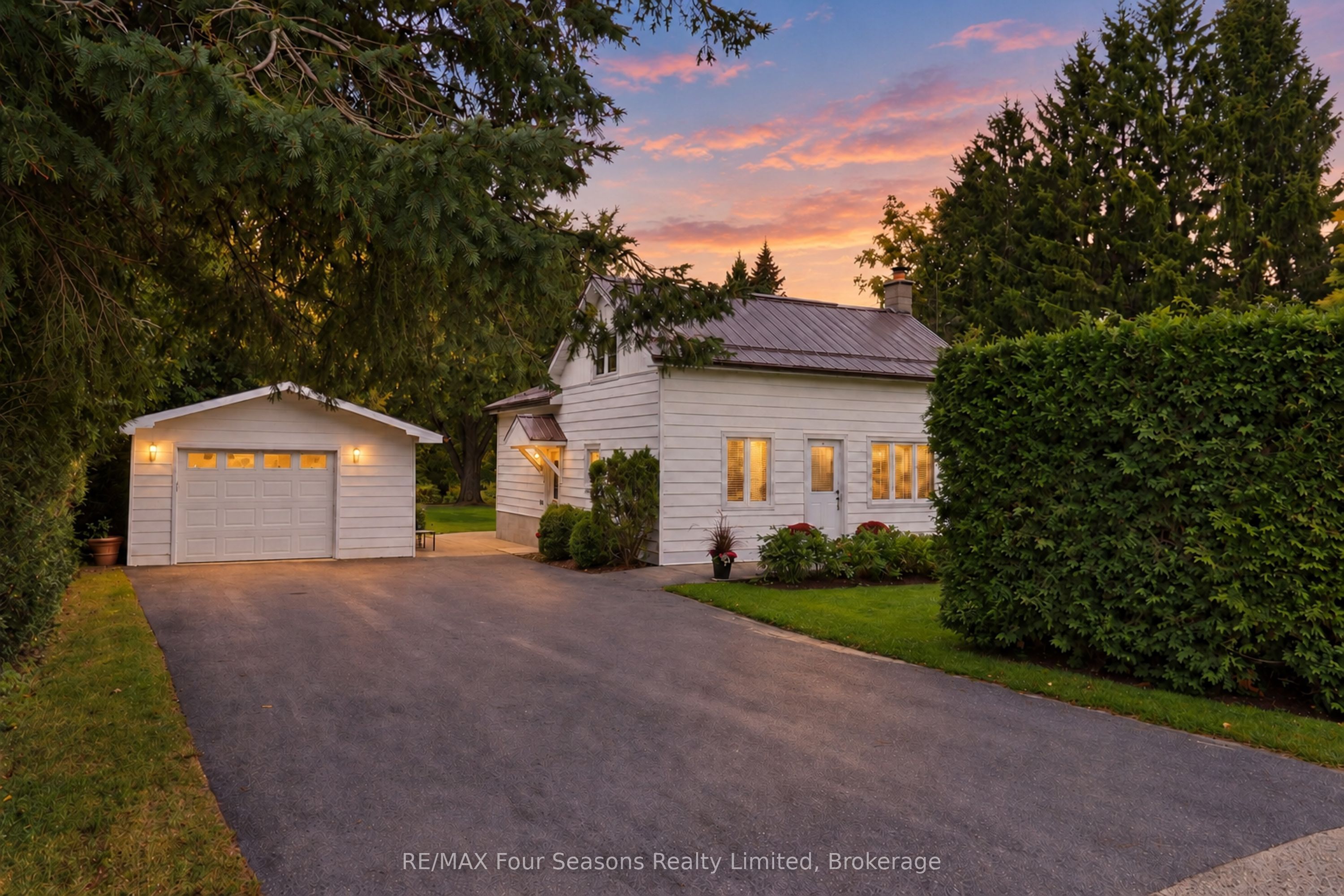 12 Lavender Hill Road Property Photo 2