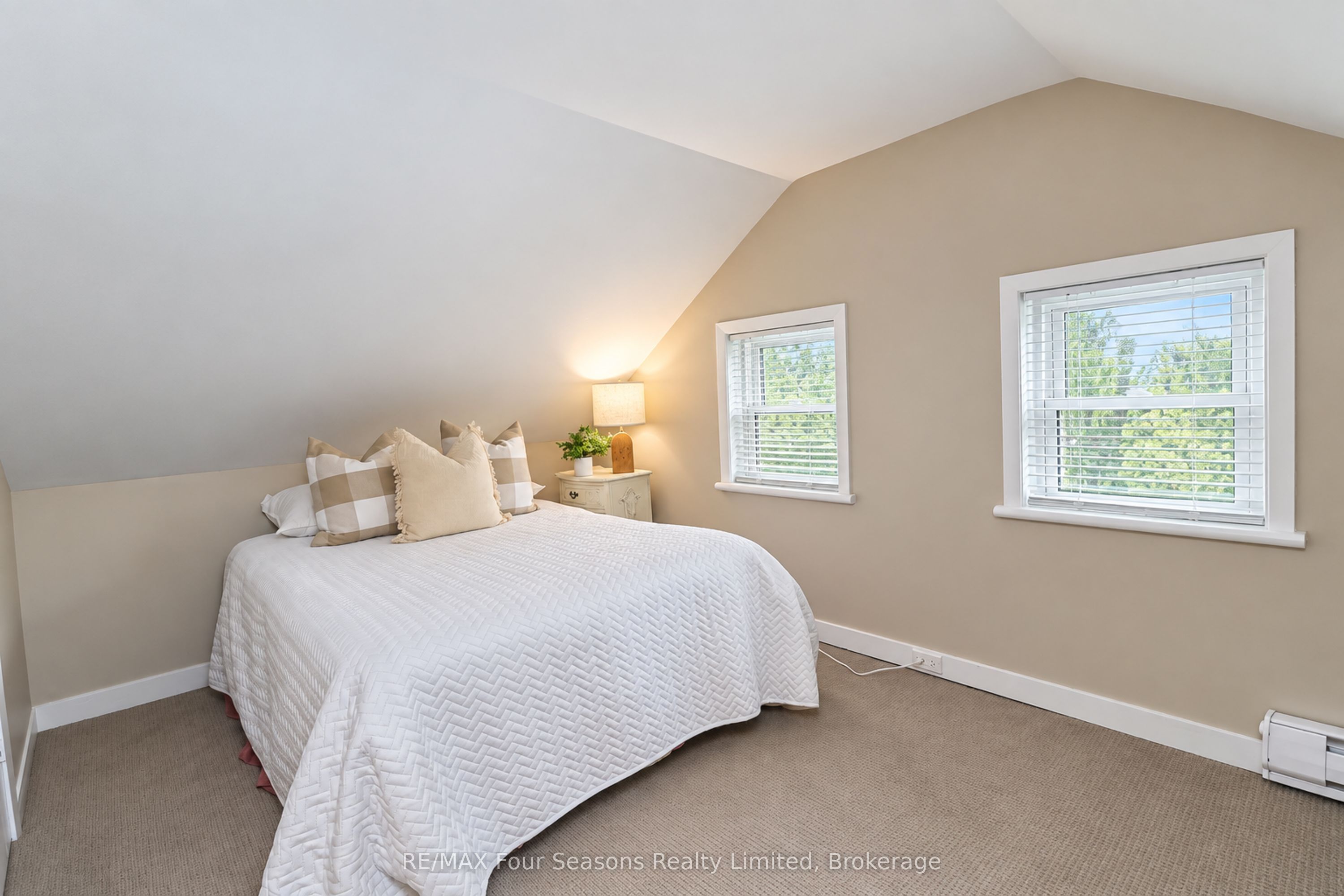 12 Lavender Hill Road Property Photo 9