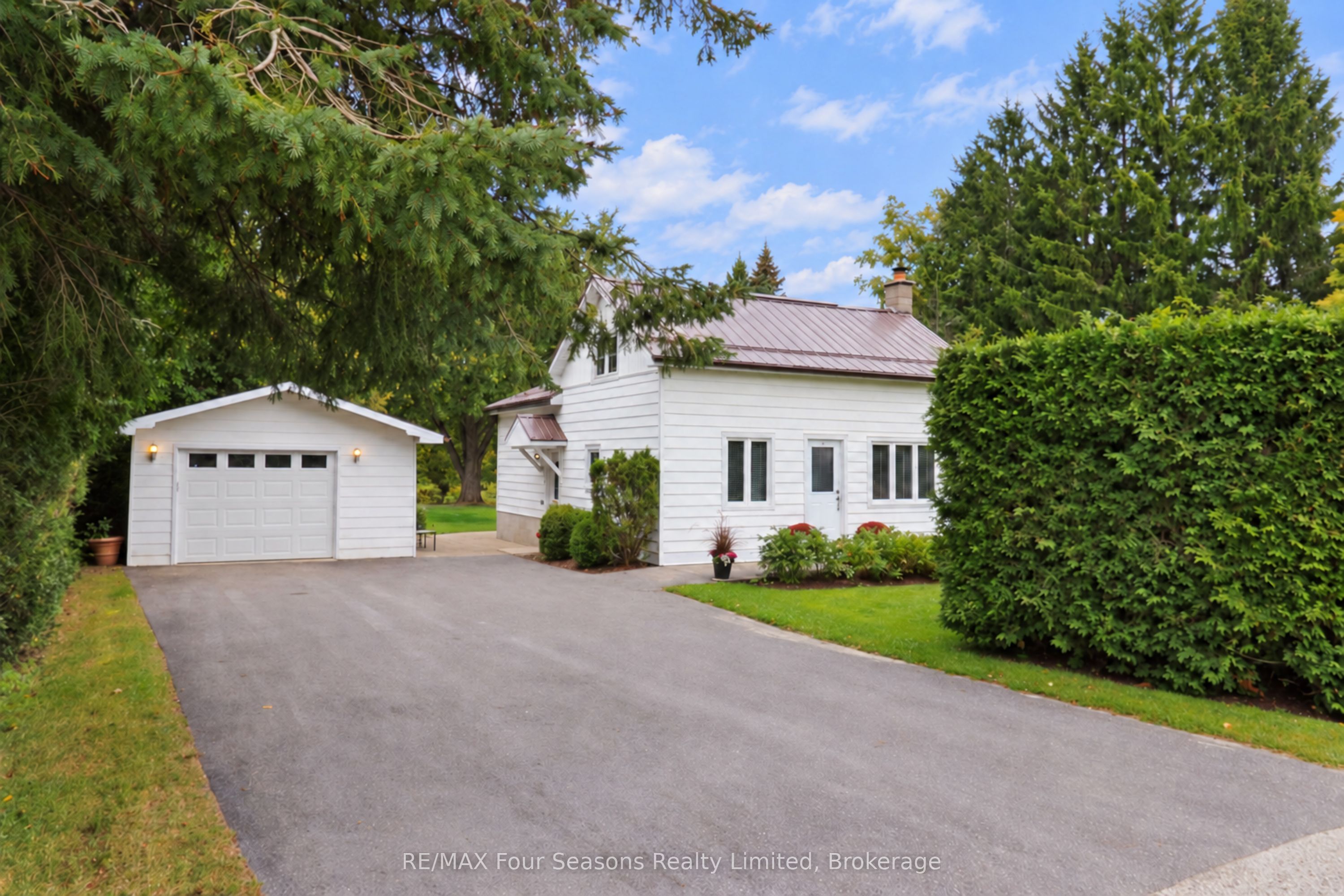 12 Lavender Hill Road Property Photo 23