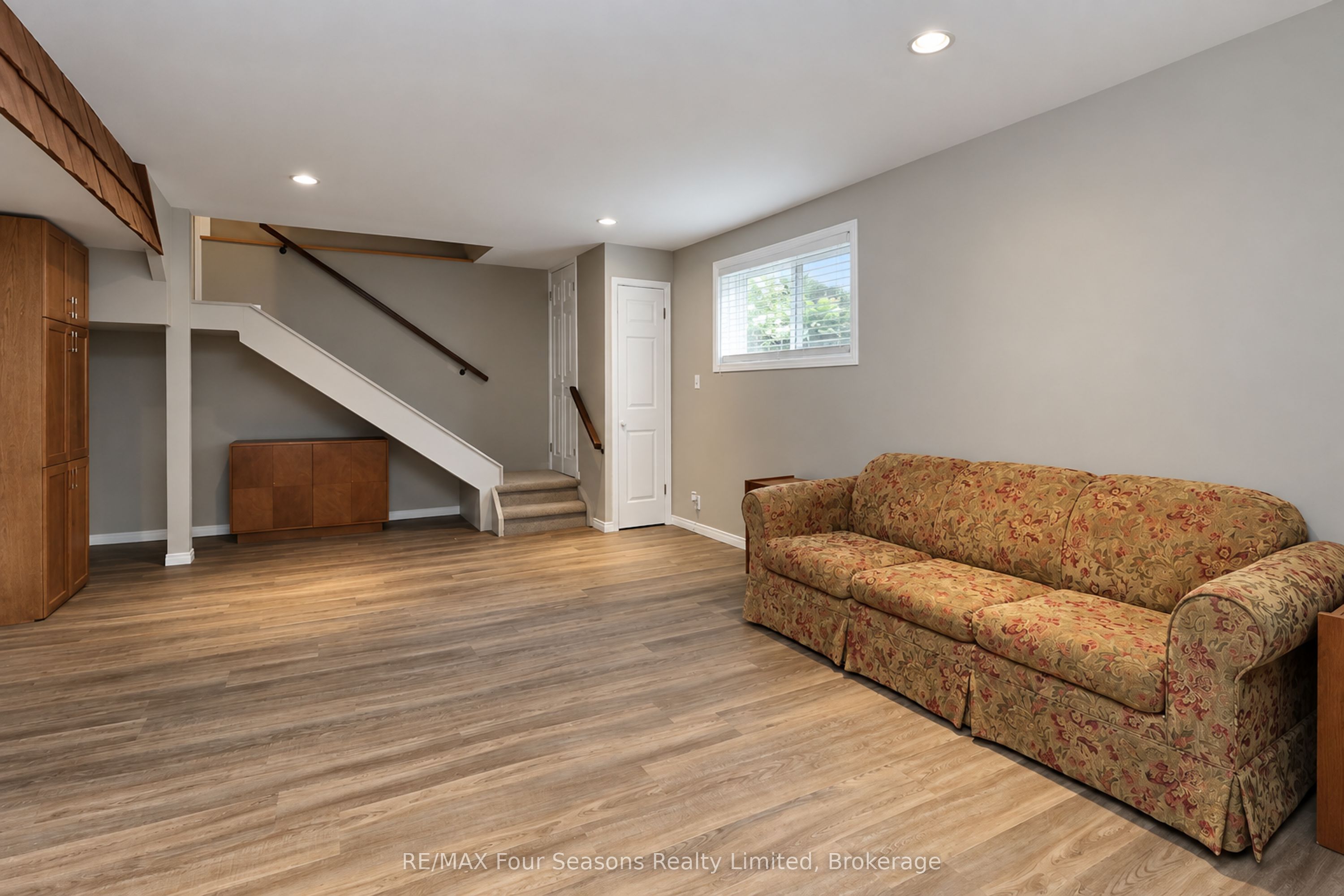 12 Lavender Hill Road Property Photo 35