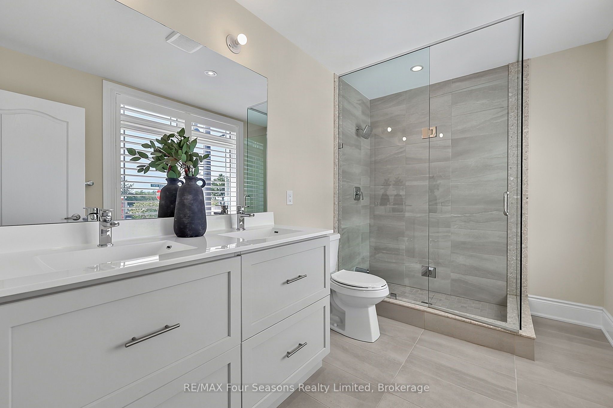2 Shipyard Lane Property Photo 10