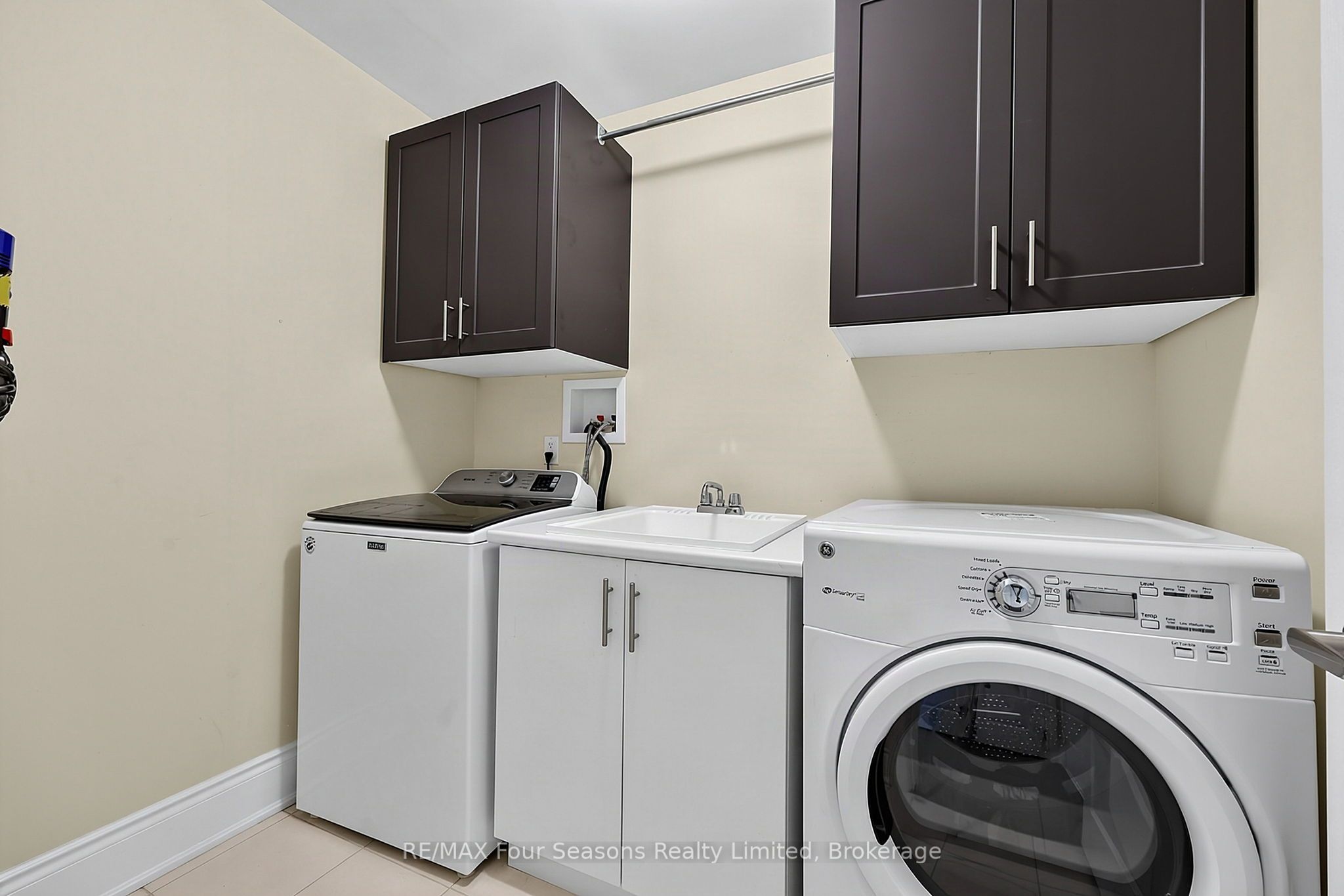 2 Shipyard Lane Property Photo 32