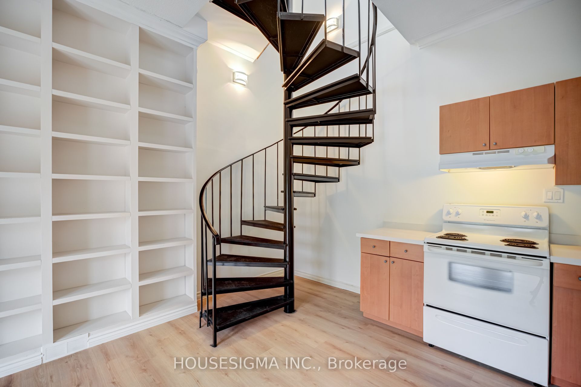 22 Drury Lane Loft Property Photo 5