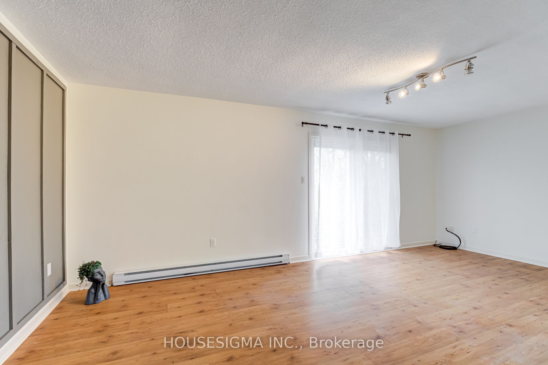 22 Drury Lane Loft Property Photo 8