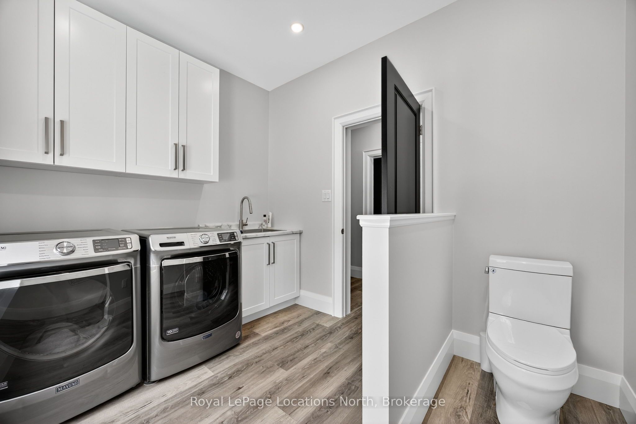 3511 Rainbow Valley Road W Property Photo 29