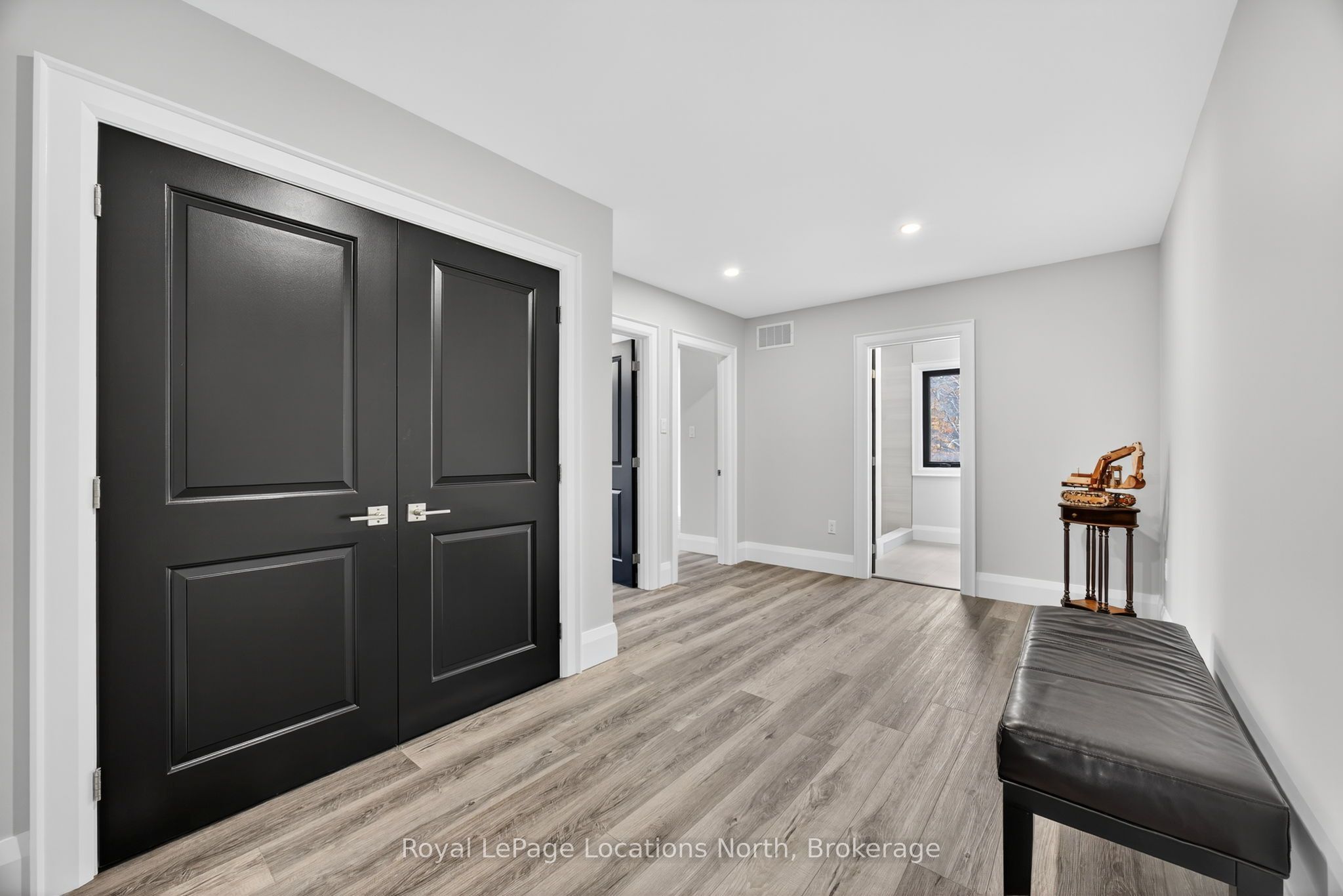 3511 Rainbow Valley Road W Property Photo 36