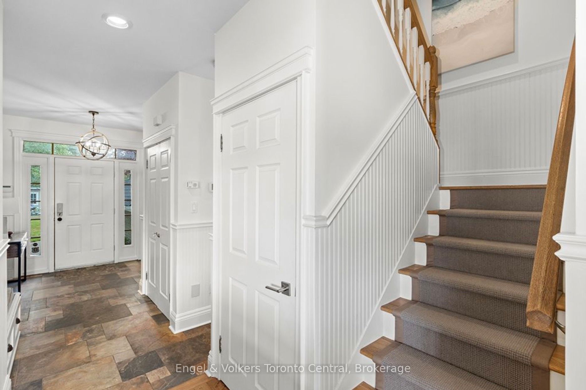63 Georgian Manor Drive Property Photo 22