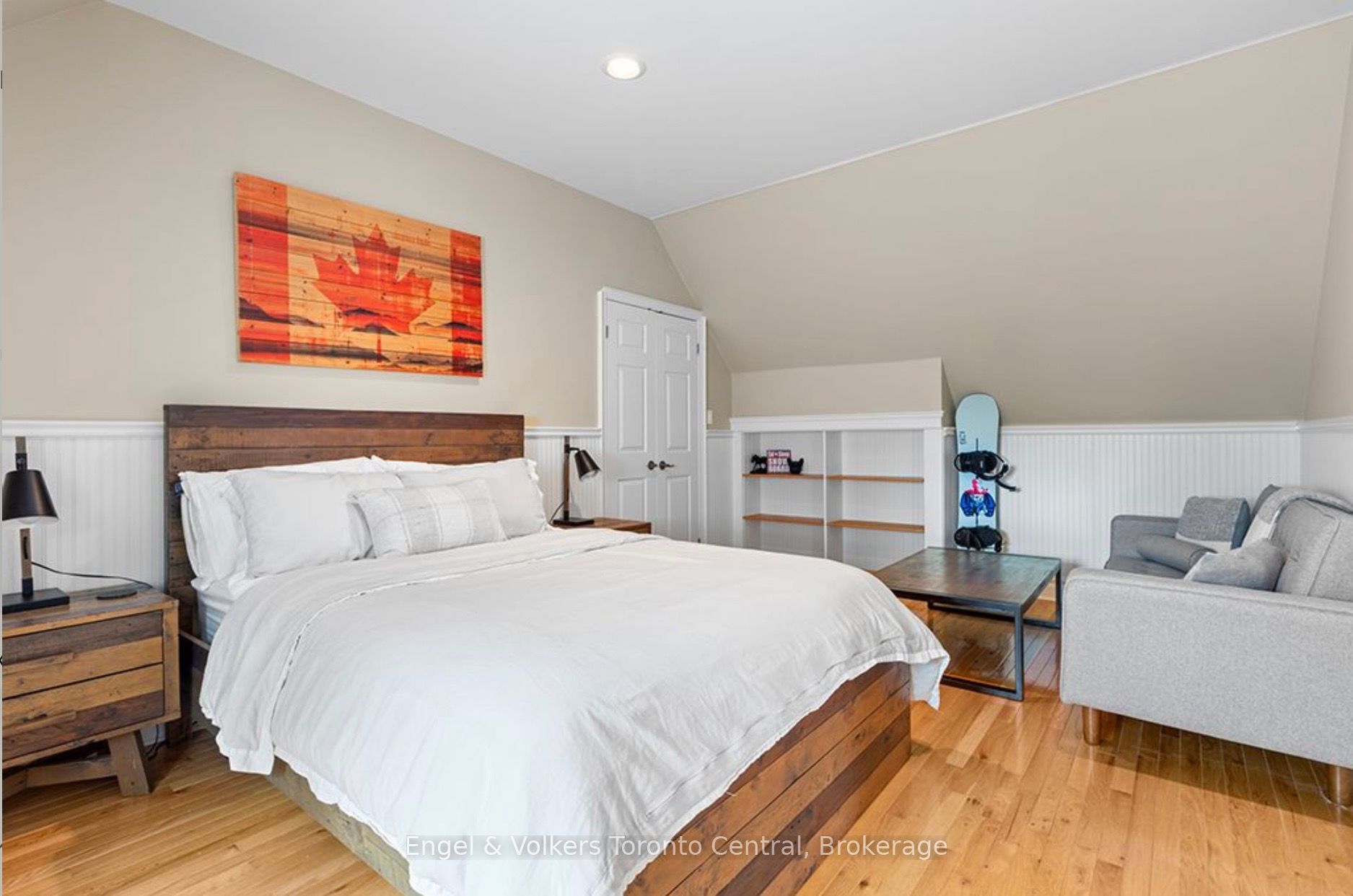 63 Georgian Manor Drive Property Photo 36