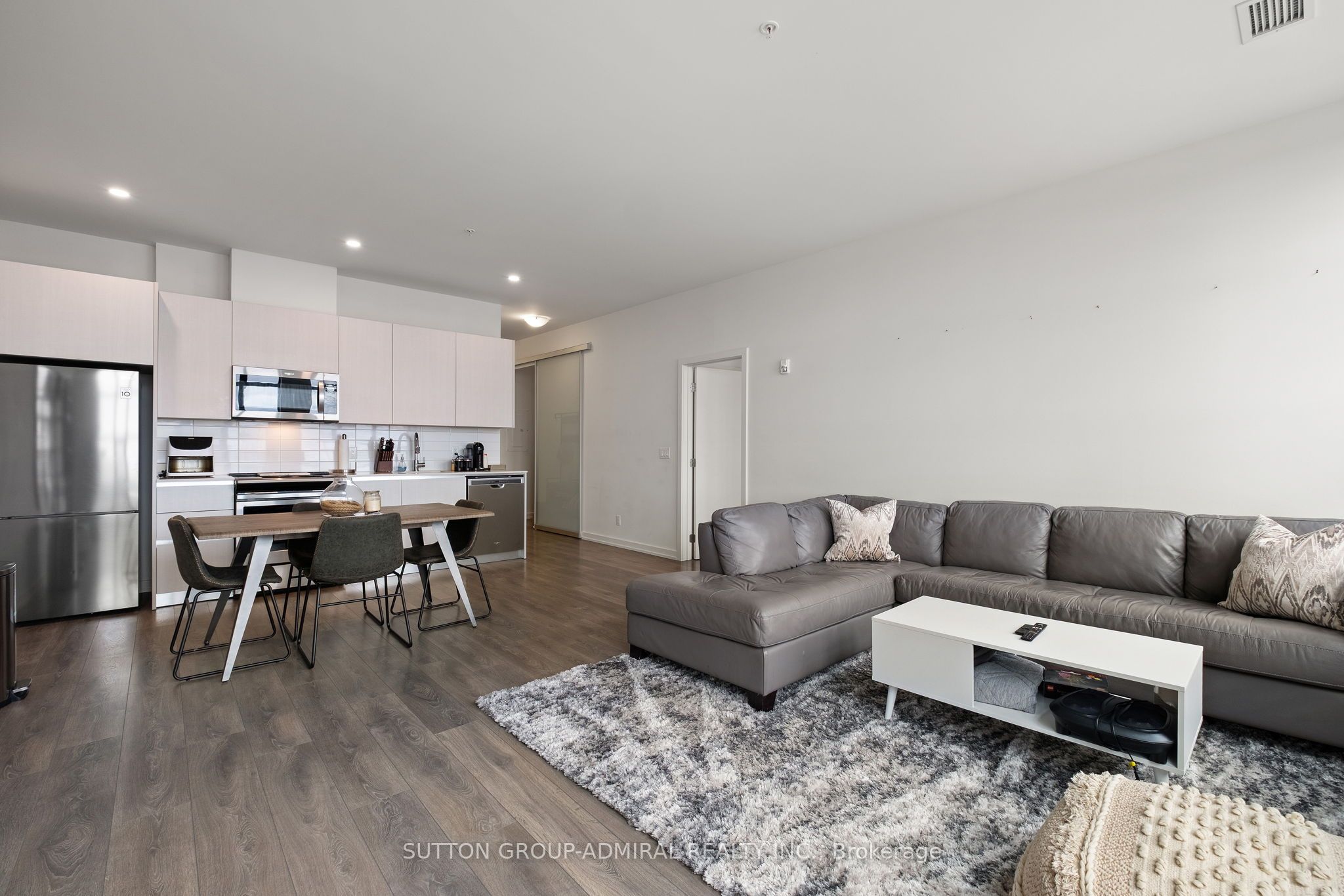 21 Matchedash Street 305 Property Photo 6