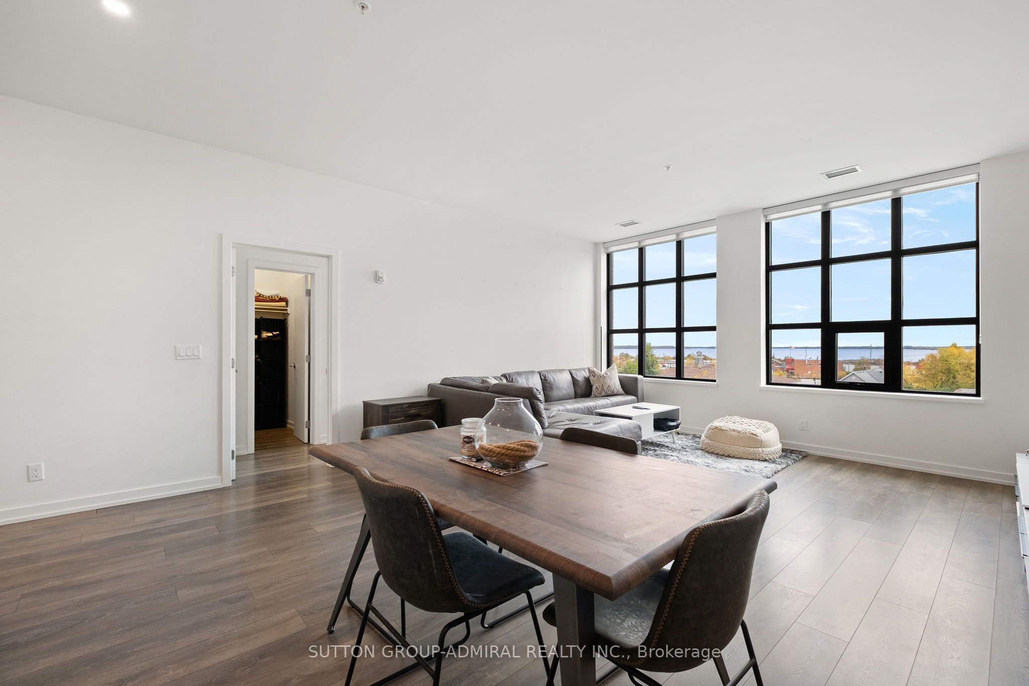21 Matchedash Street 305 Property Photo 10