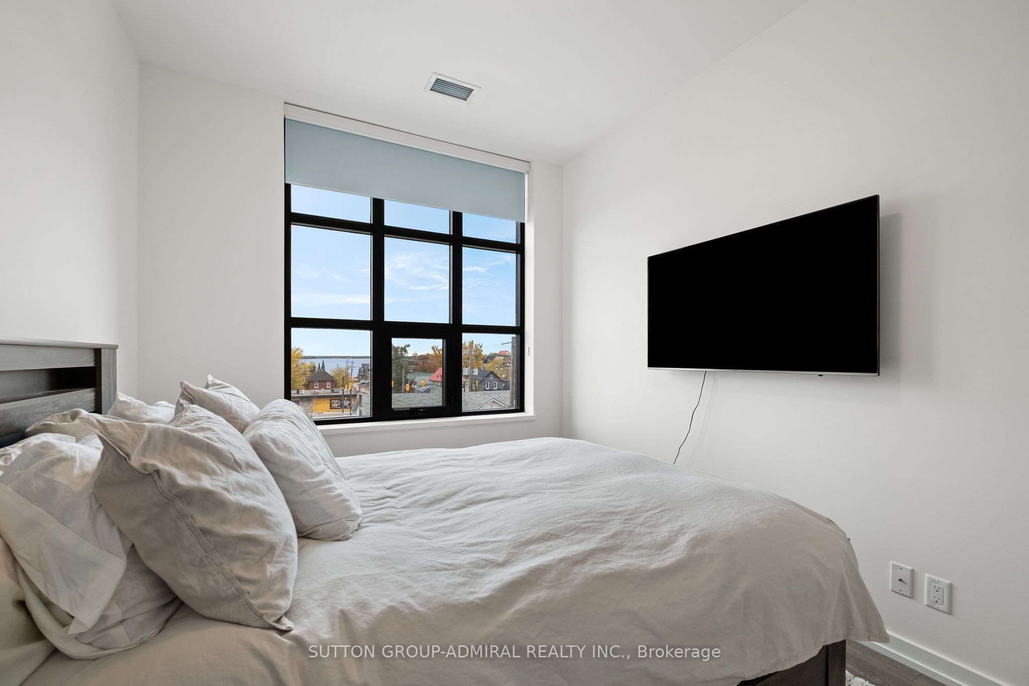 21 Matchedash Street 305 Property Photo 12