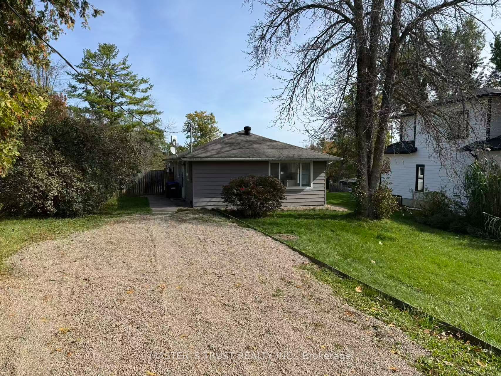 3965 Hilltop Road Property Photo 3