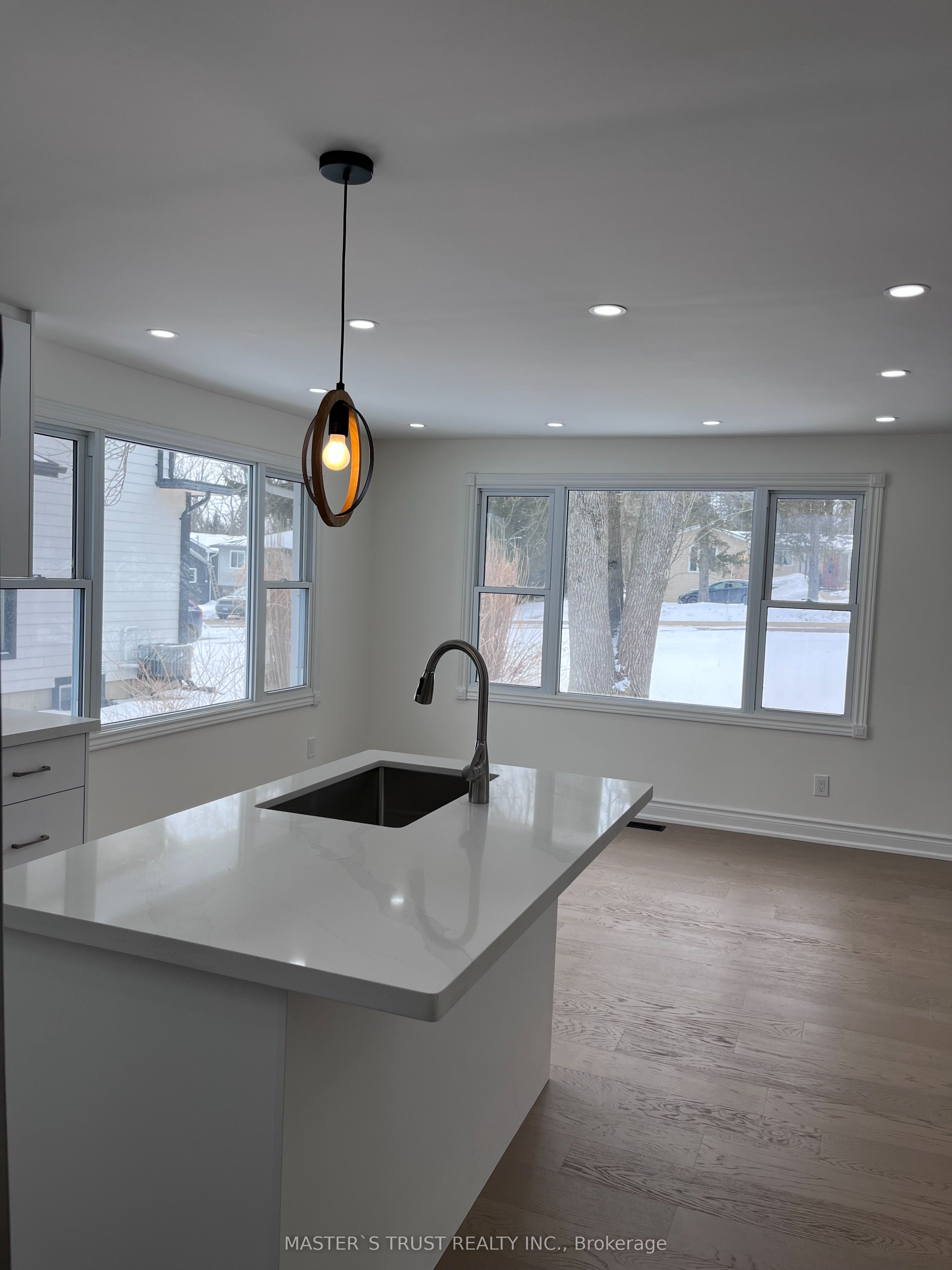 3965 Hilltop Road Property Photo 16