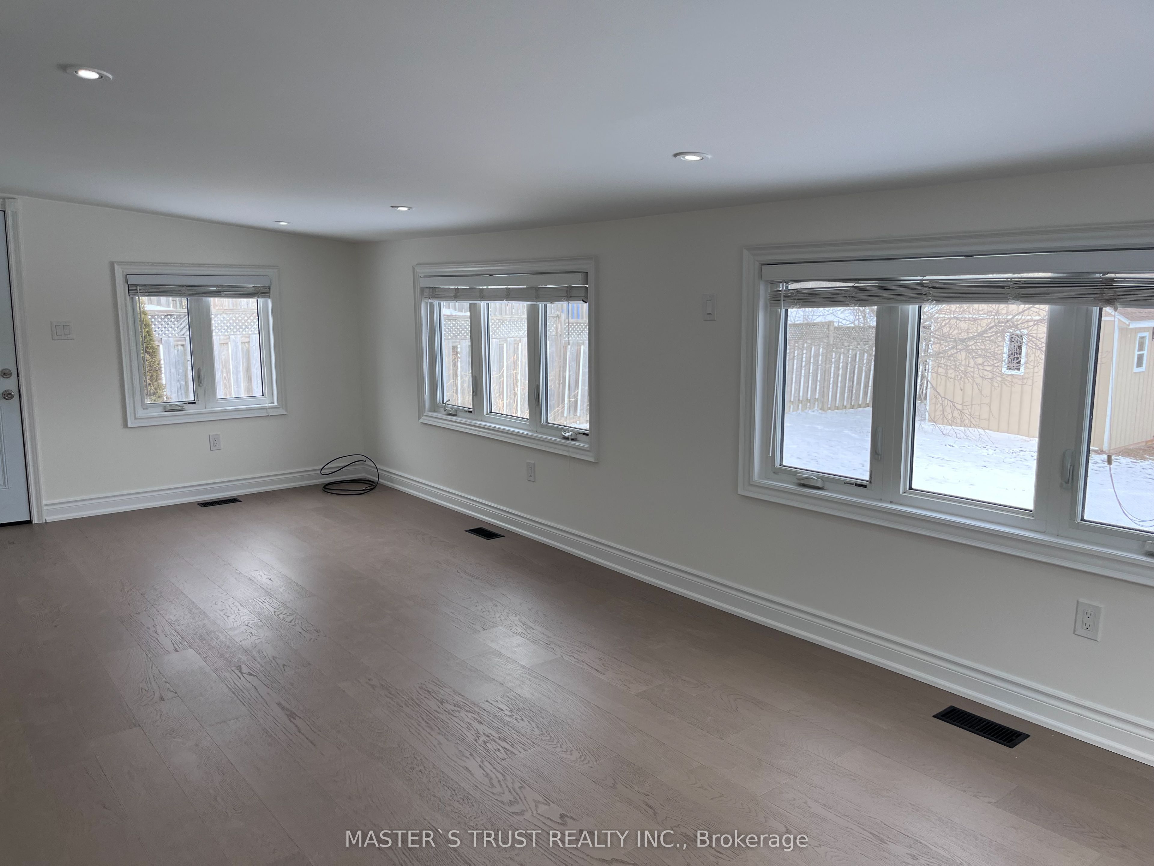3965 Hilltop Road Property Photo 27