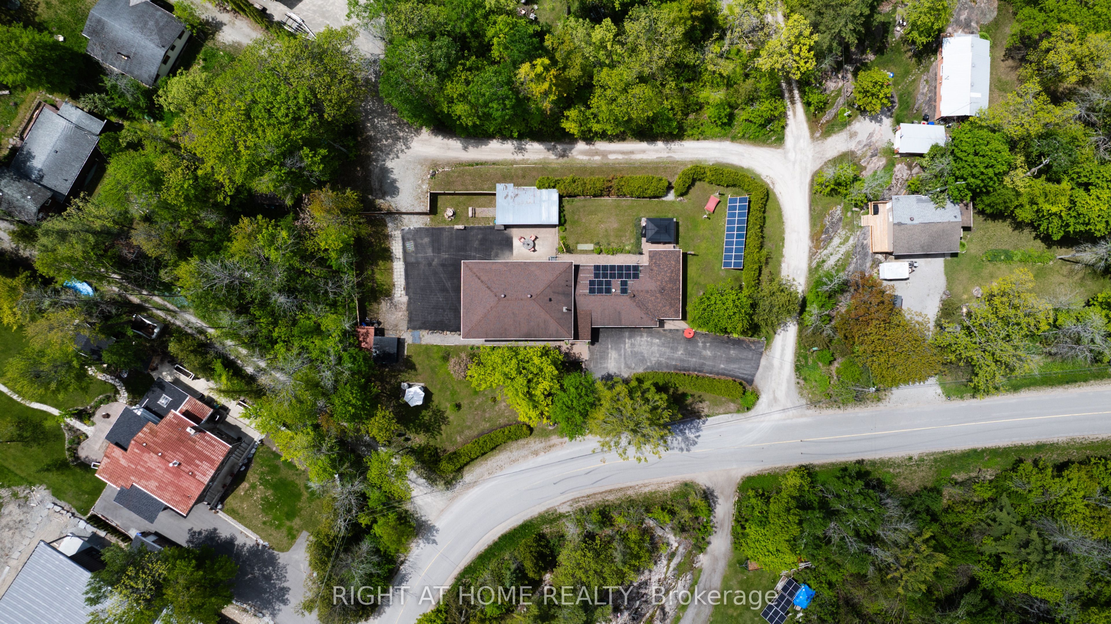 54 Forest Harbour Parkway Property Photo 3