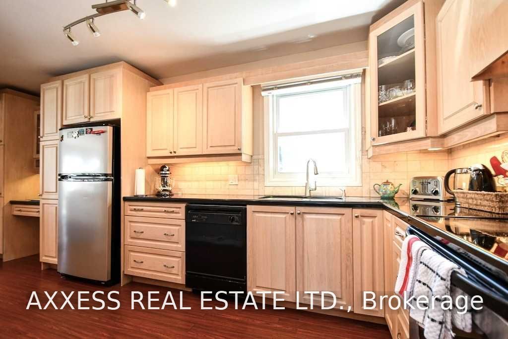1 Pinetree Court Property Photo 16