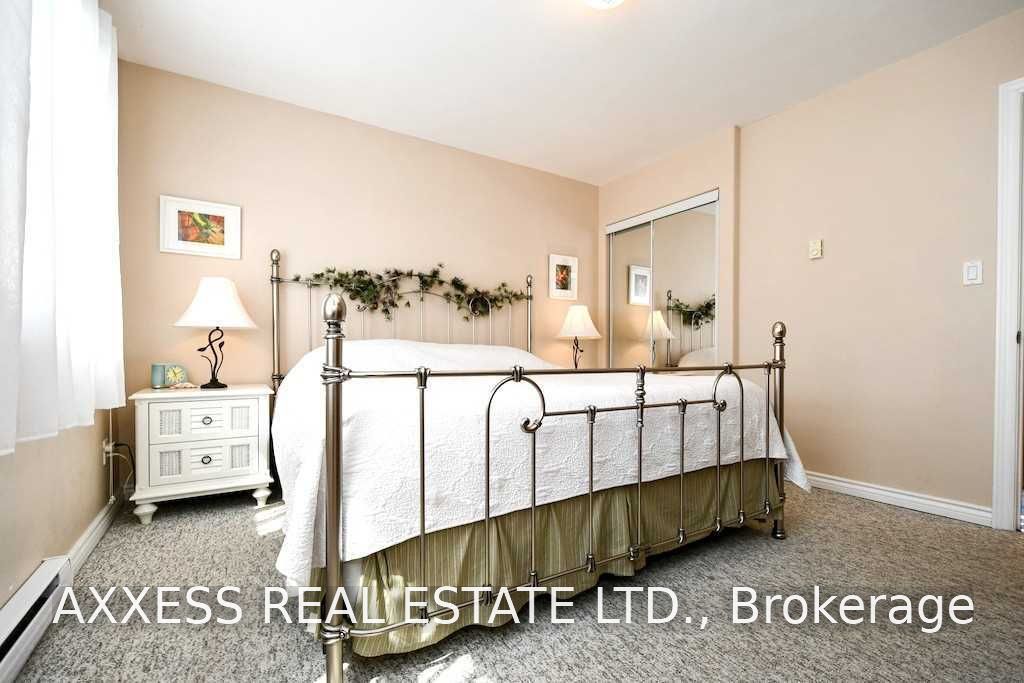 1 Pinetree Court Property Photo 21