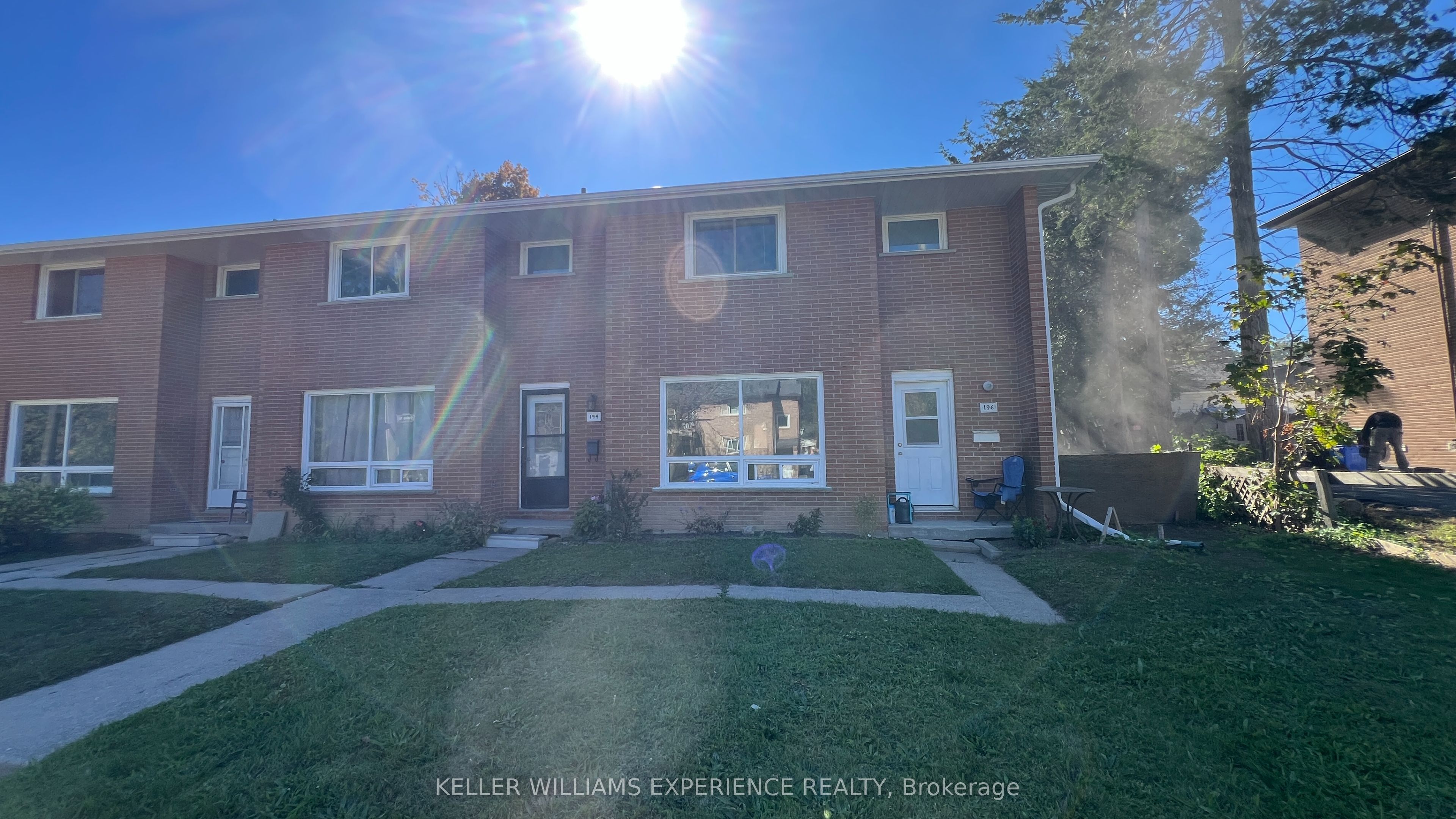 196 OWEN Street Property Photo 1
