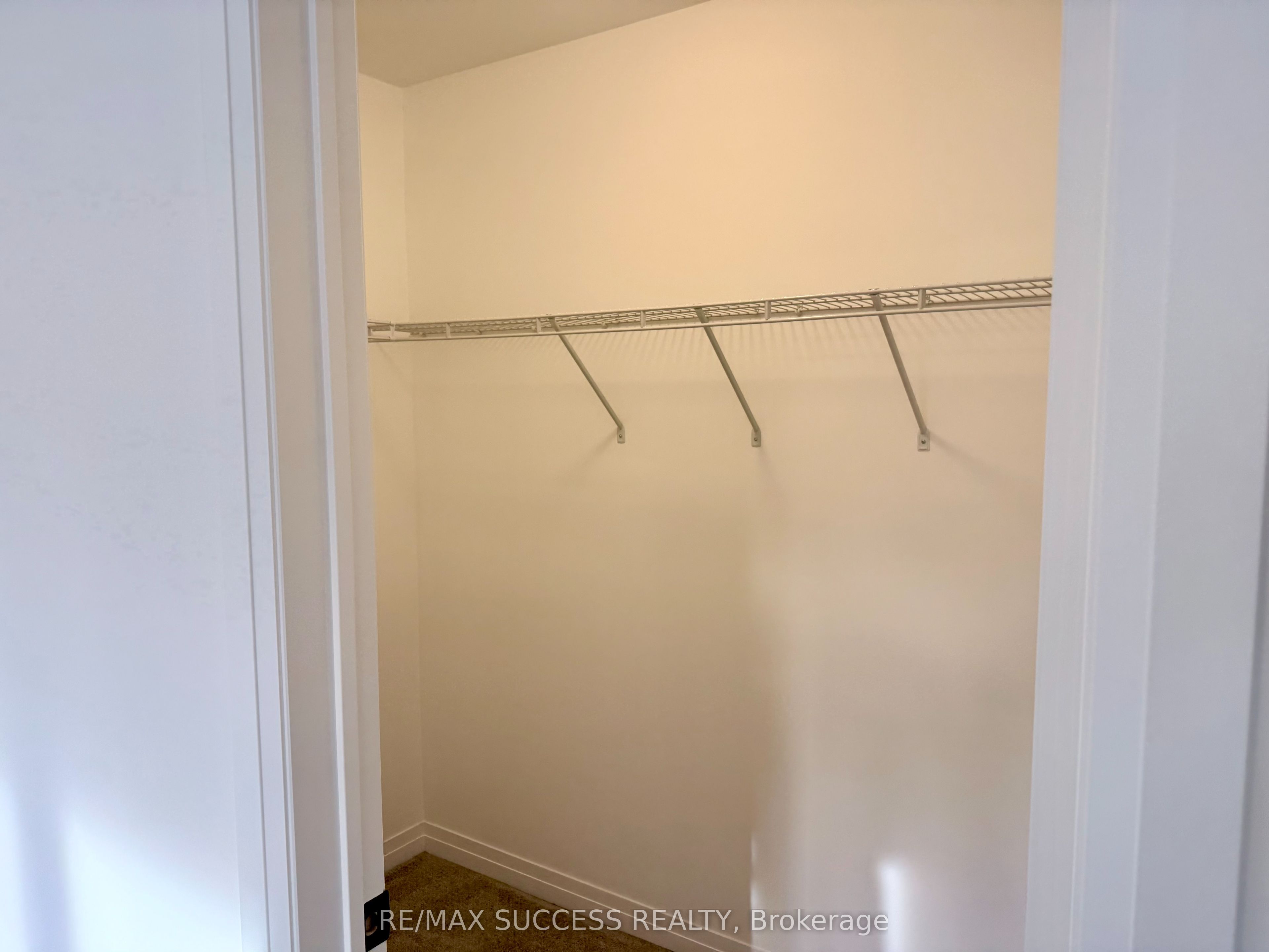 93 Flan Boulevard Property Photo 11