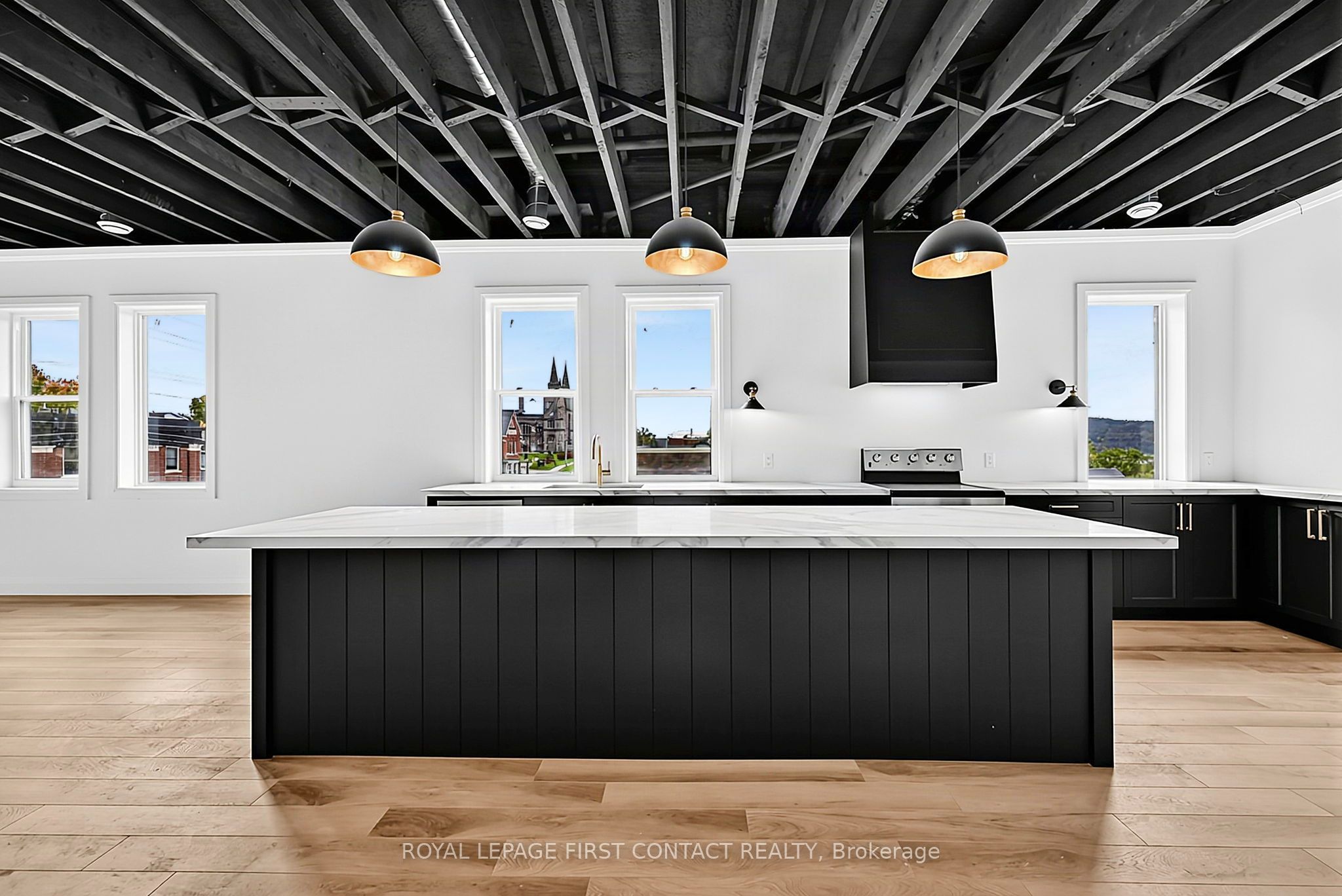 87 Main Street Penthouse Property Photo 6