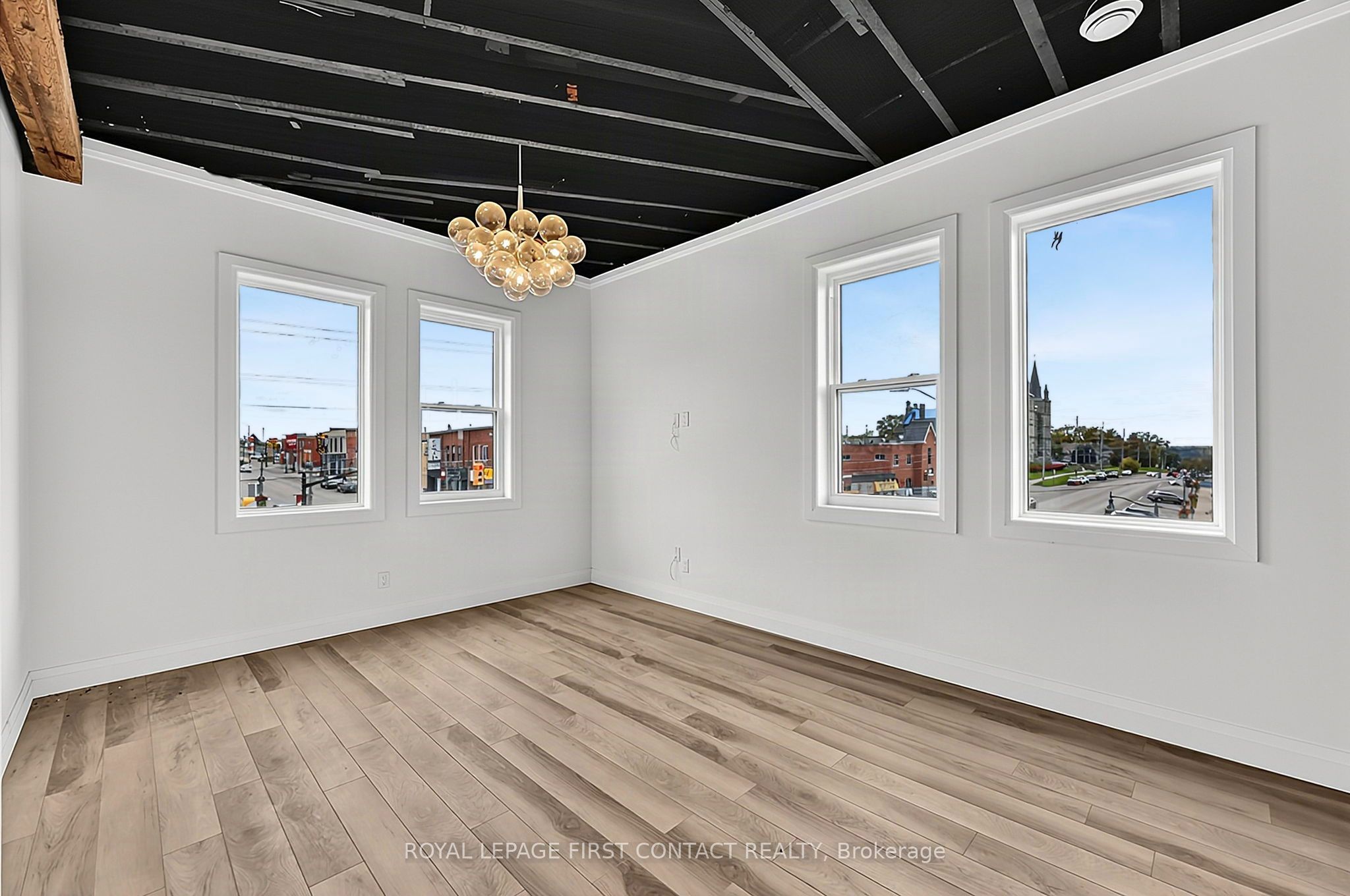 87 Main Street Penthouse Property Photo 12