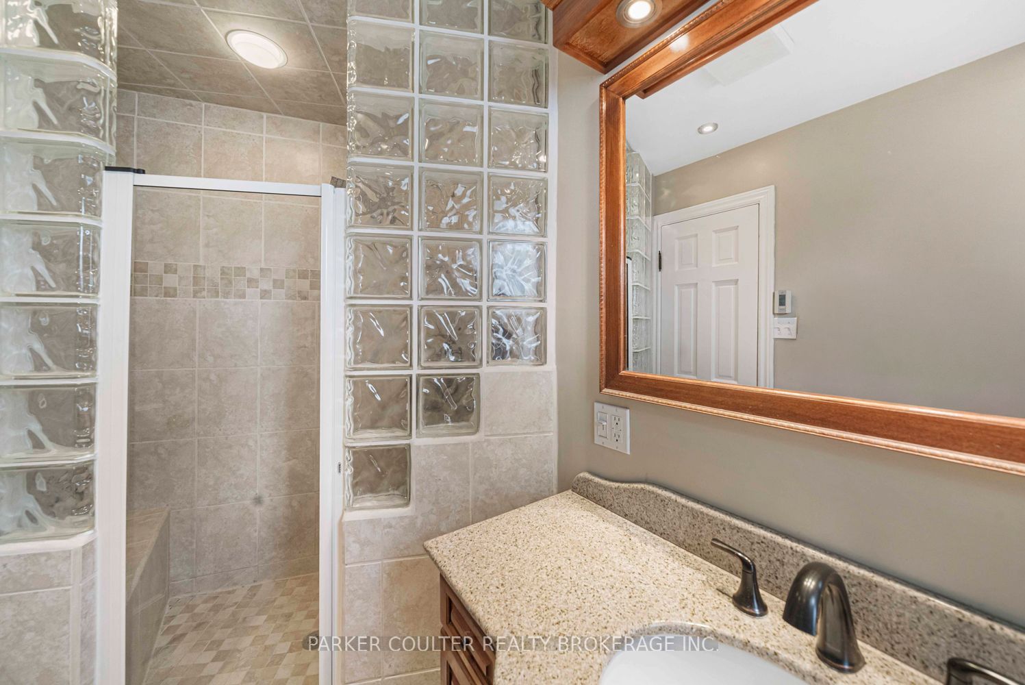102 Clapperton Street Property Photo 24
