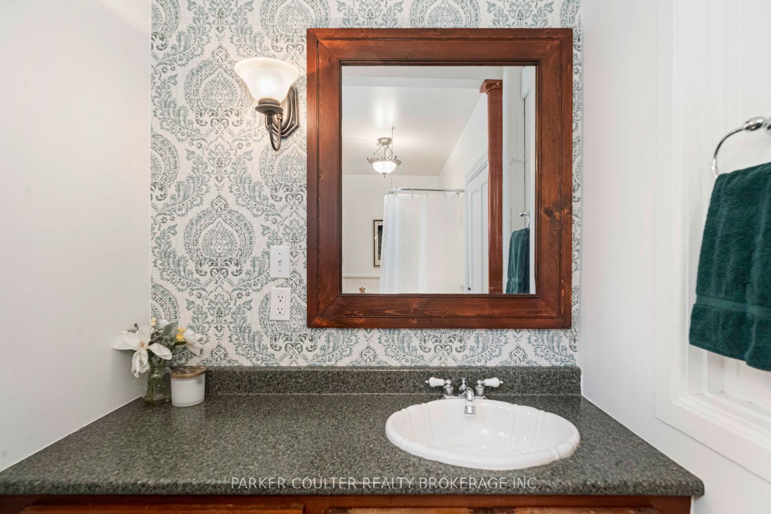 102 Clapperton Street Property Photo 34