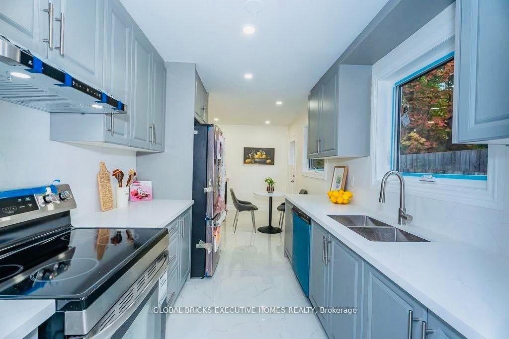 4 Virgilwood Crescent Property Photo 5