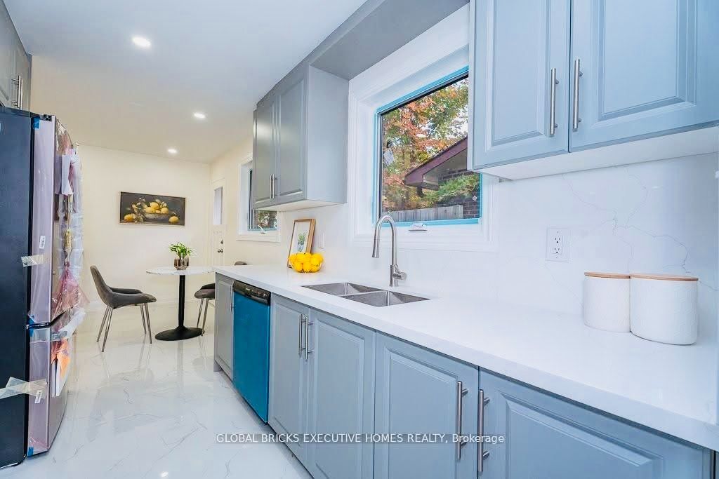 4 Virgilwood Crescent Property Photo 6