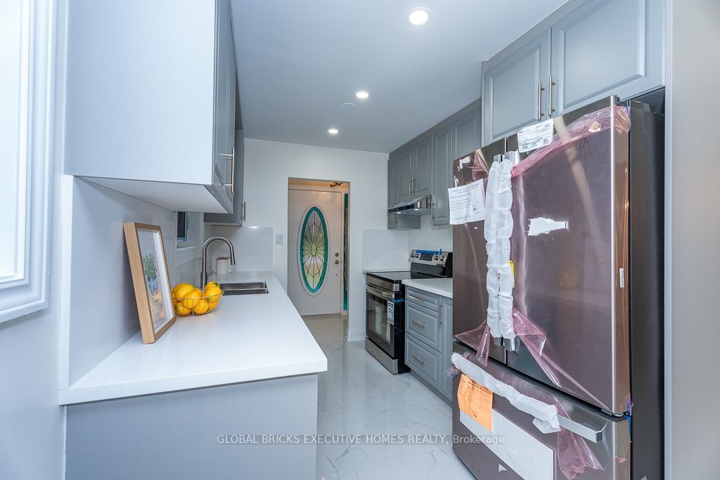 4 Virgilwood Crescent Property Photo 20