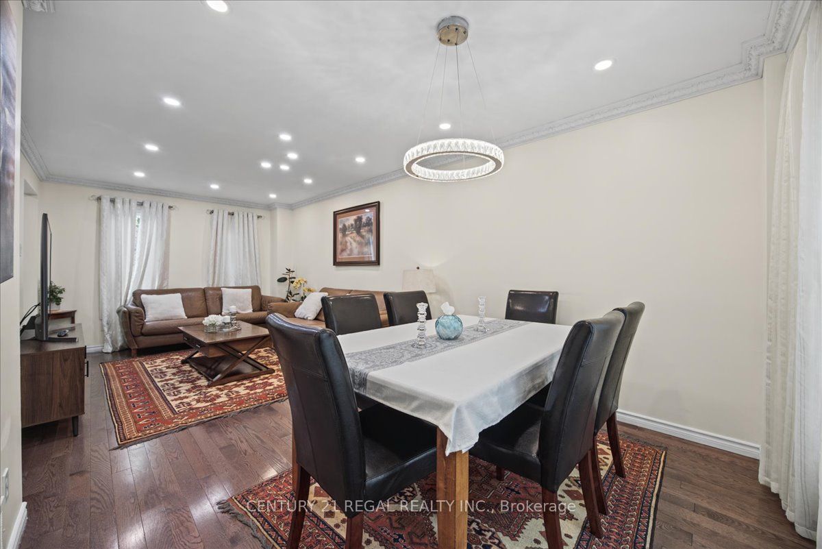 342 Hickling Trail Property Photo 8