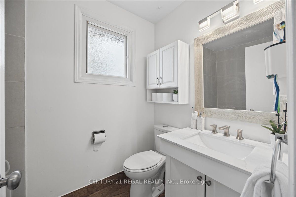 342 Hickling Trail Property Photo 18