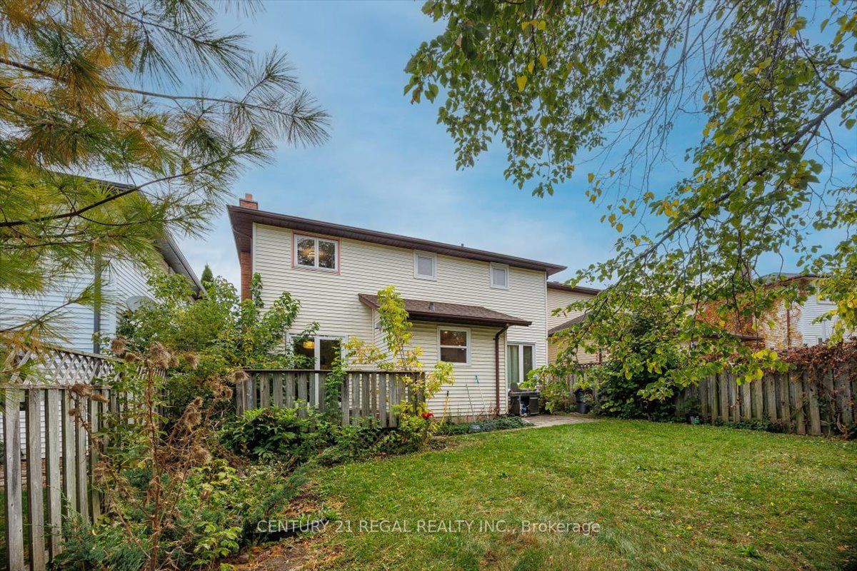 342 Hickling Trail Property Photo 20