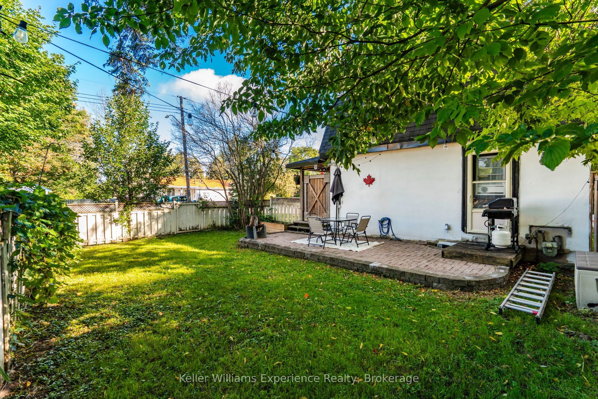 229 Donalda Street Property Photo 20
