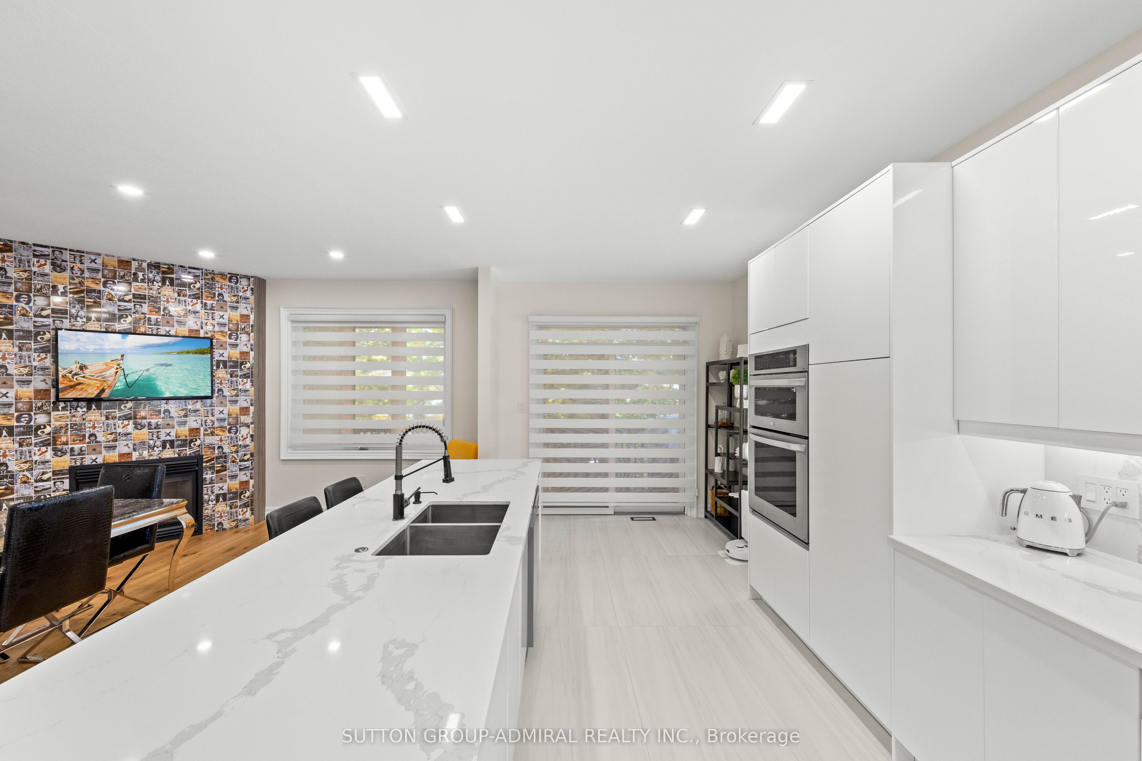 16 Oakmont Avenue Property Photo 16