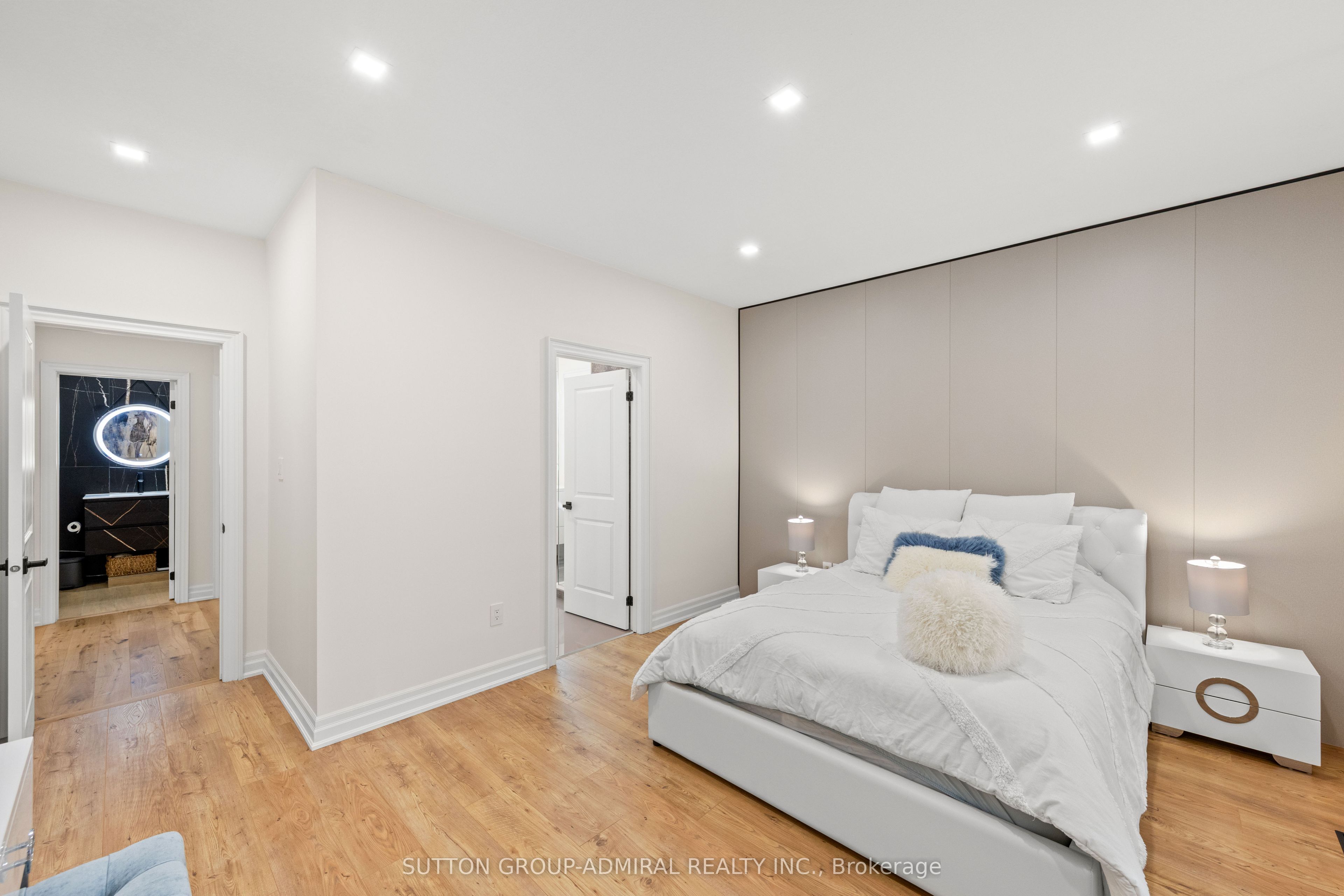 16 Oakmont Avenue Property Photo 26