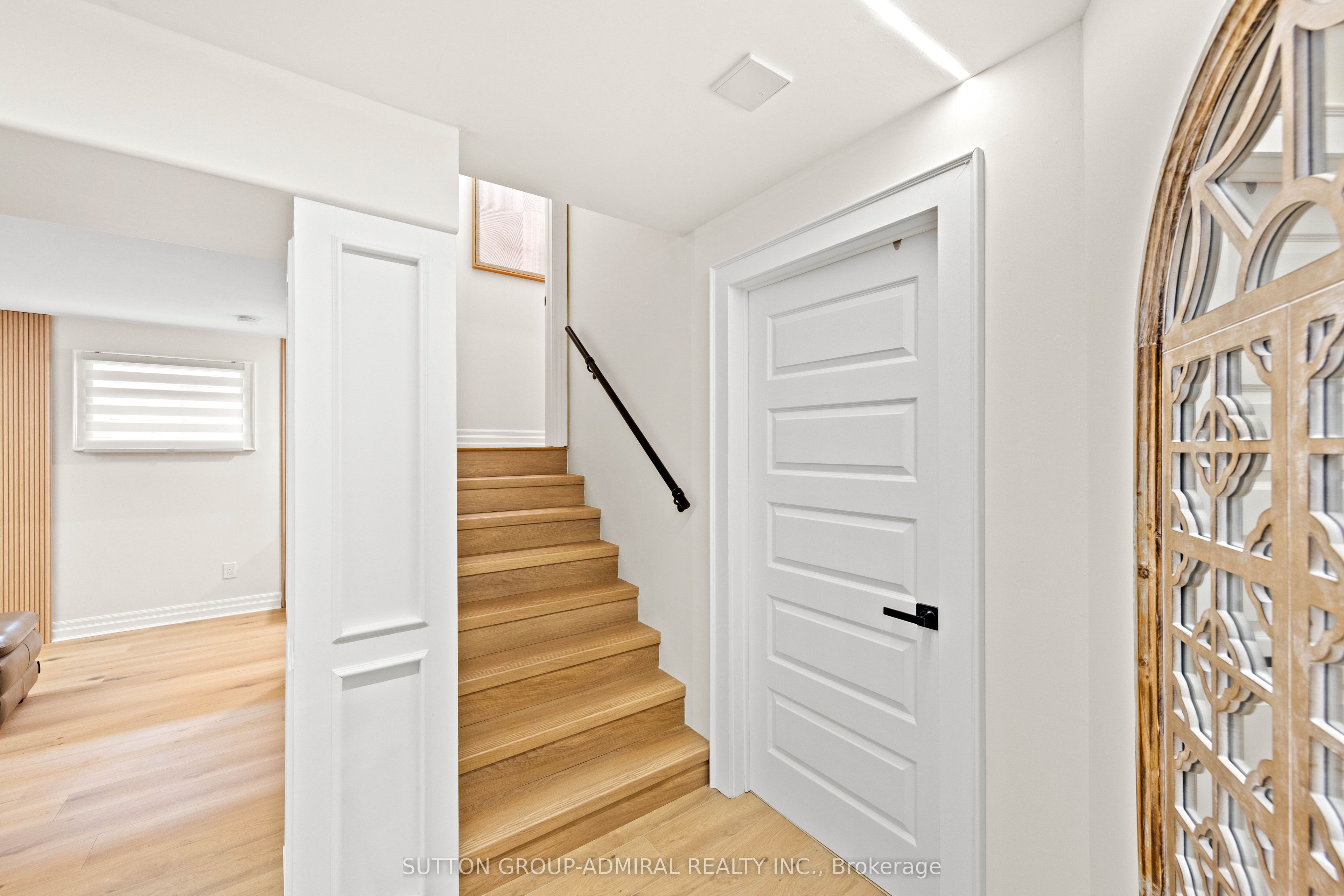 16 Oakmont Avenue Property Photo 35