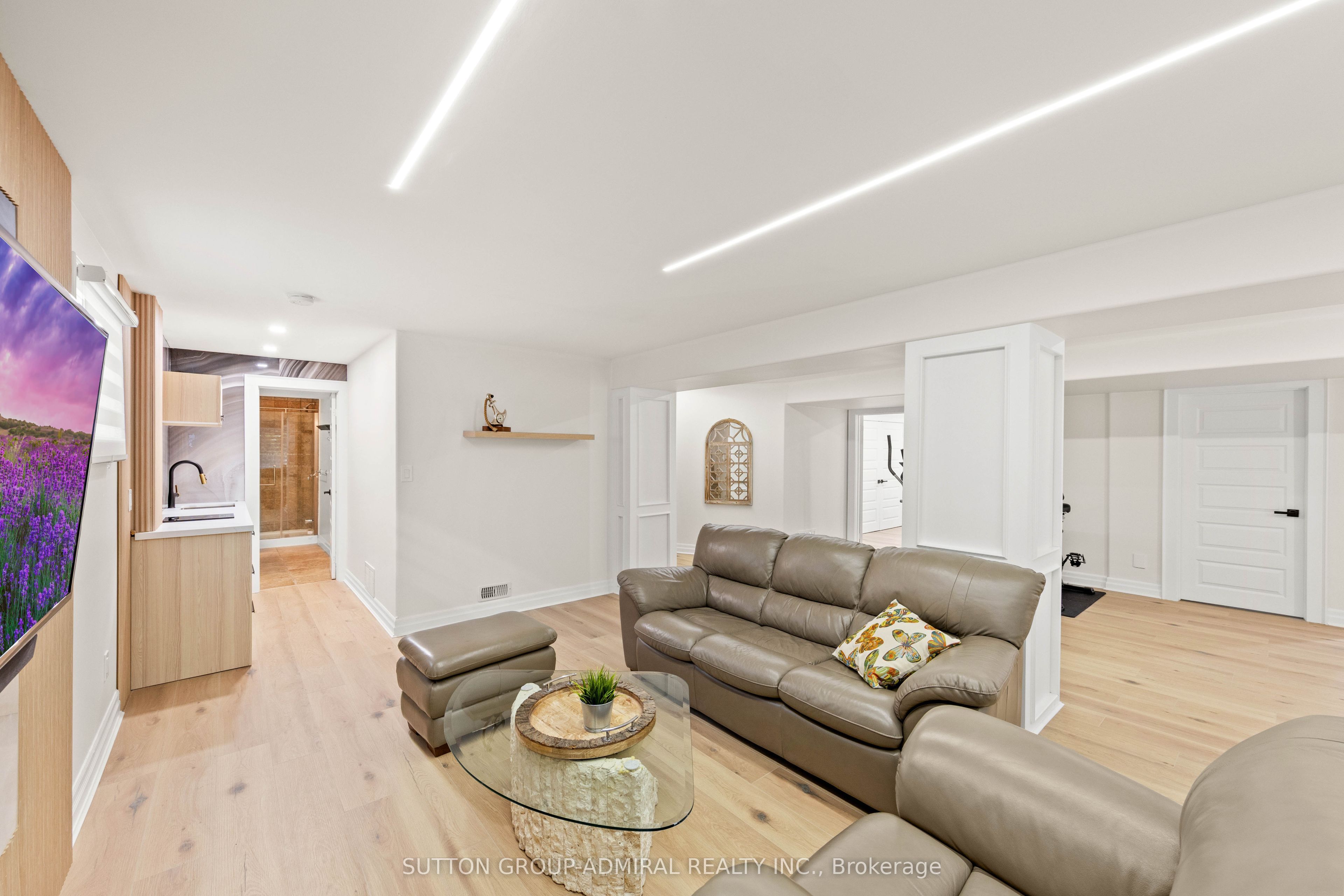 16 Oakmont Avenue Property Photo 39