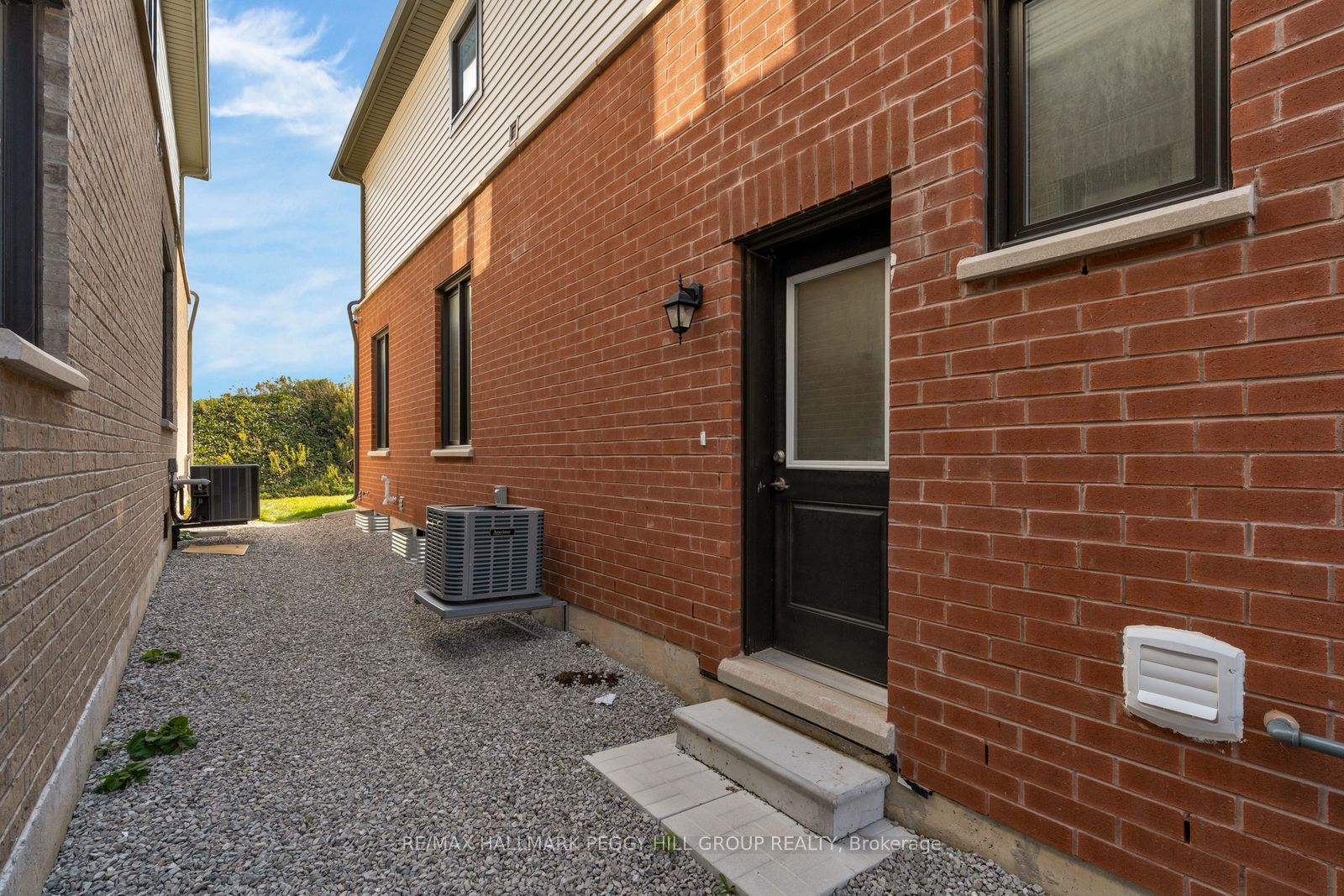 70 Phoenix Boulevard Property Photo 19