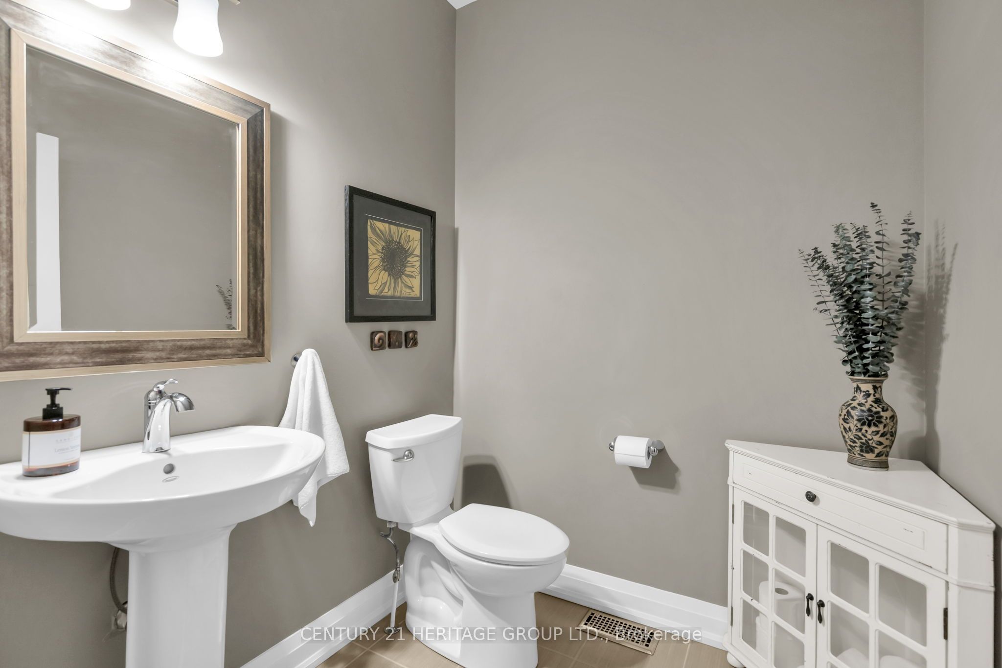 39 Landscape Drive Property Photo 9