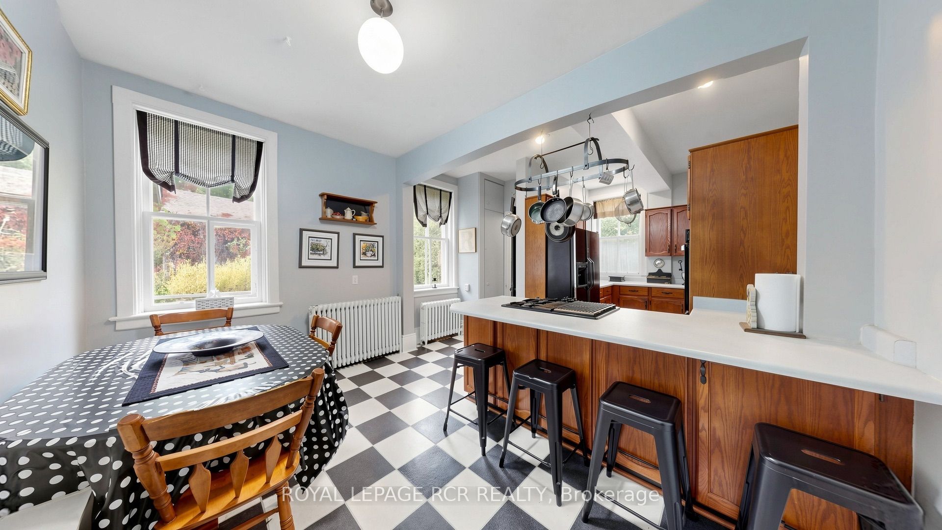 16 Blake Street Property Photo 14