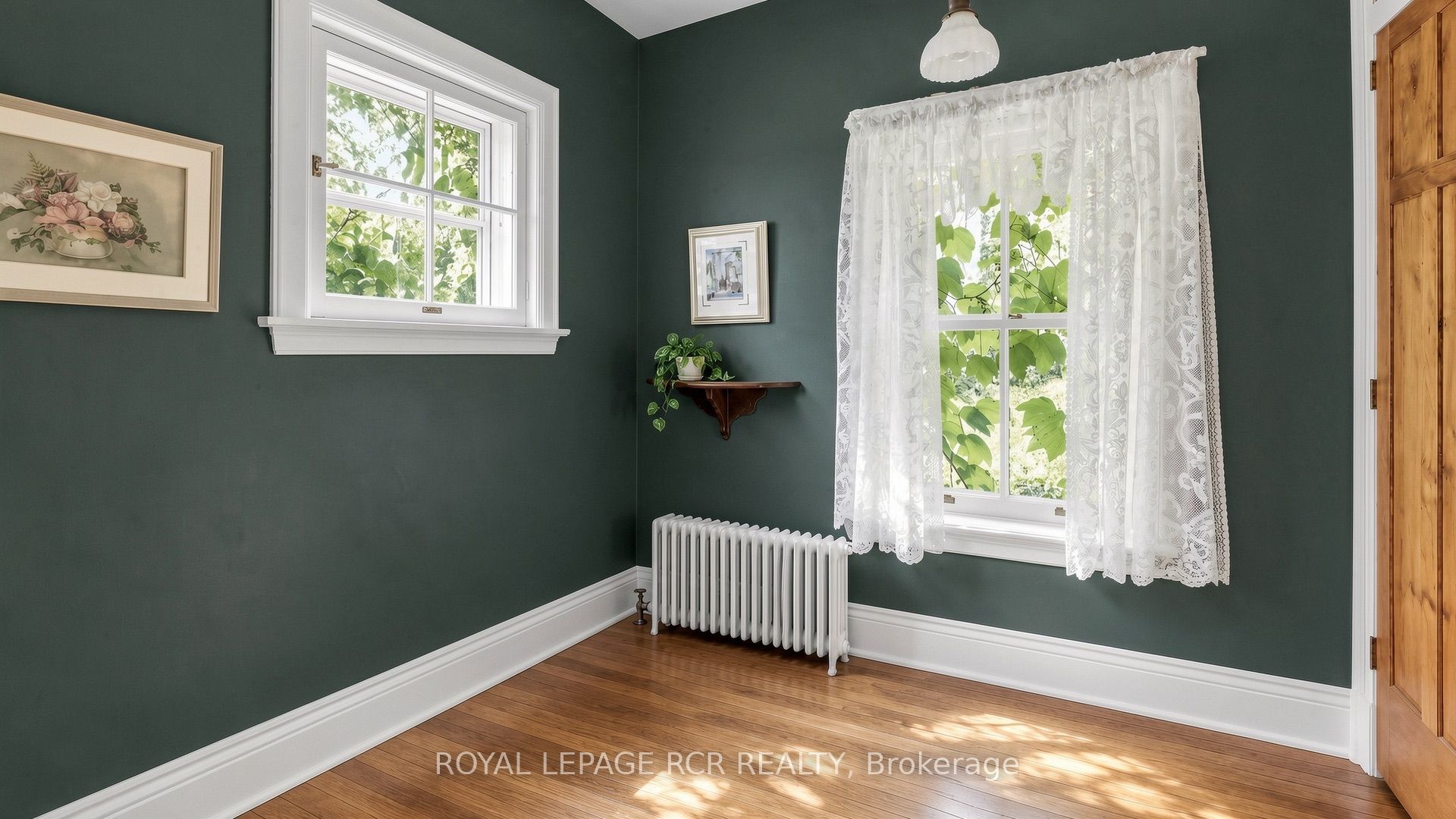 16 Blake Street Property Photo 22
