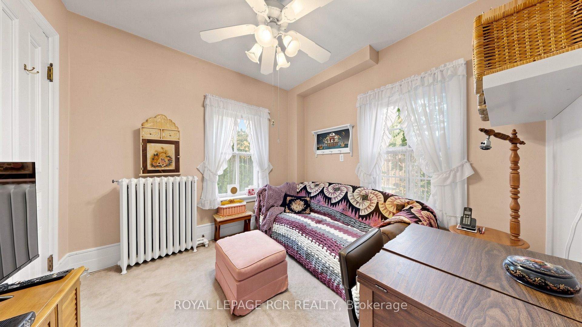 16 Blake Street Property Photo 26