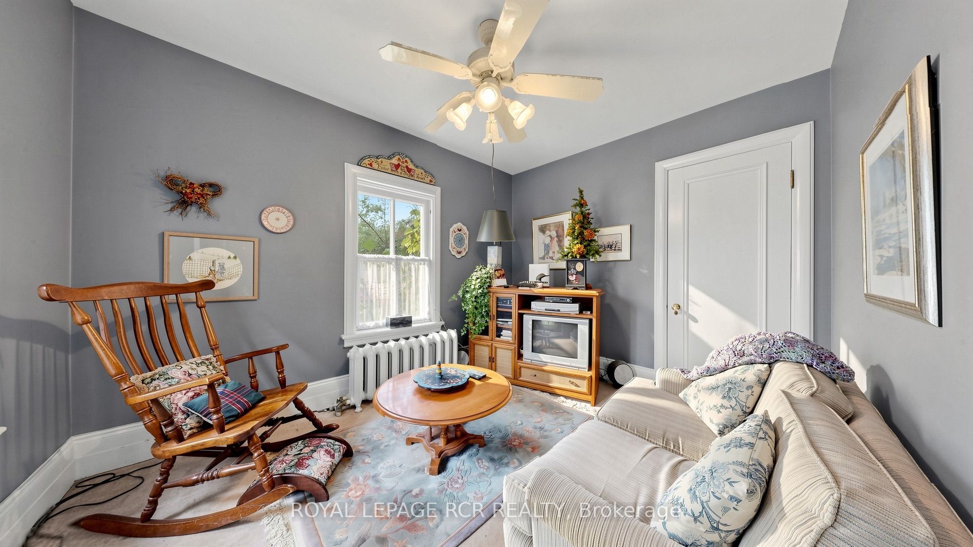 16 Blake Street Property Photo 27
