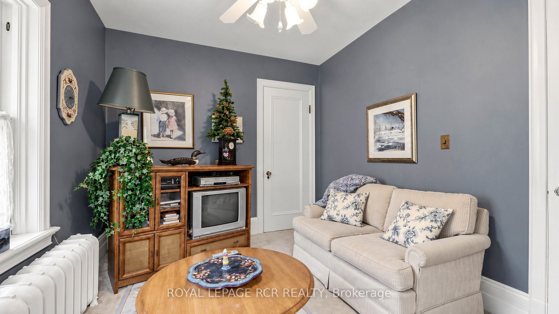 16 Blake Street Property Photo 28